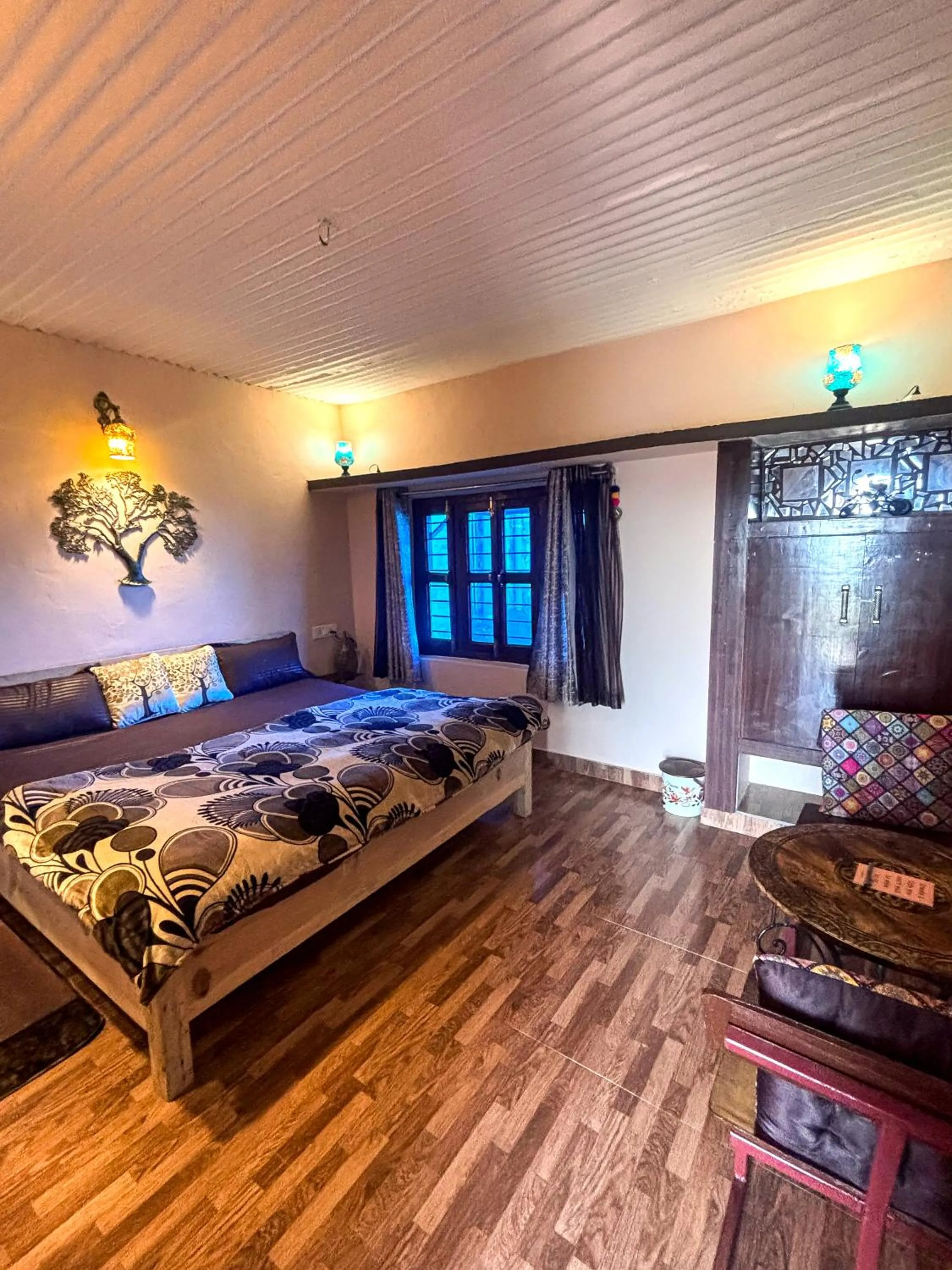 Bed in Traveller Hive Kasar Devi