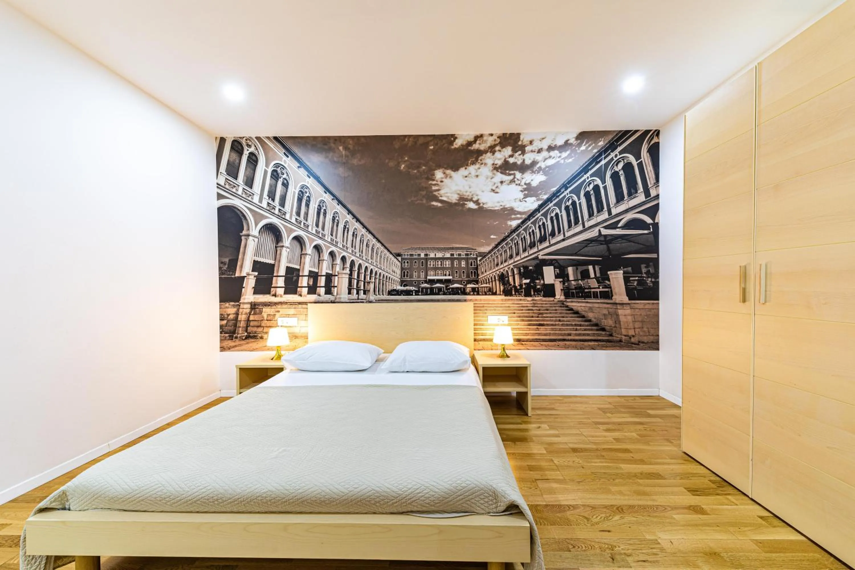 Deluxe Double Room in Split City Rooms