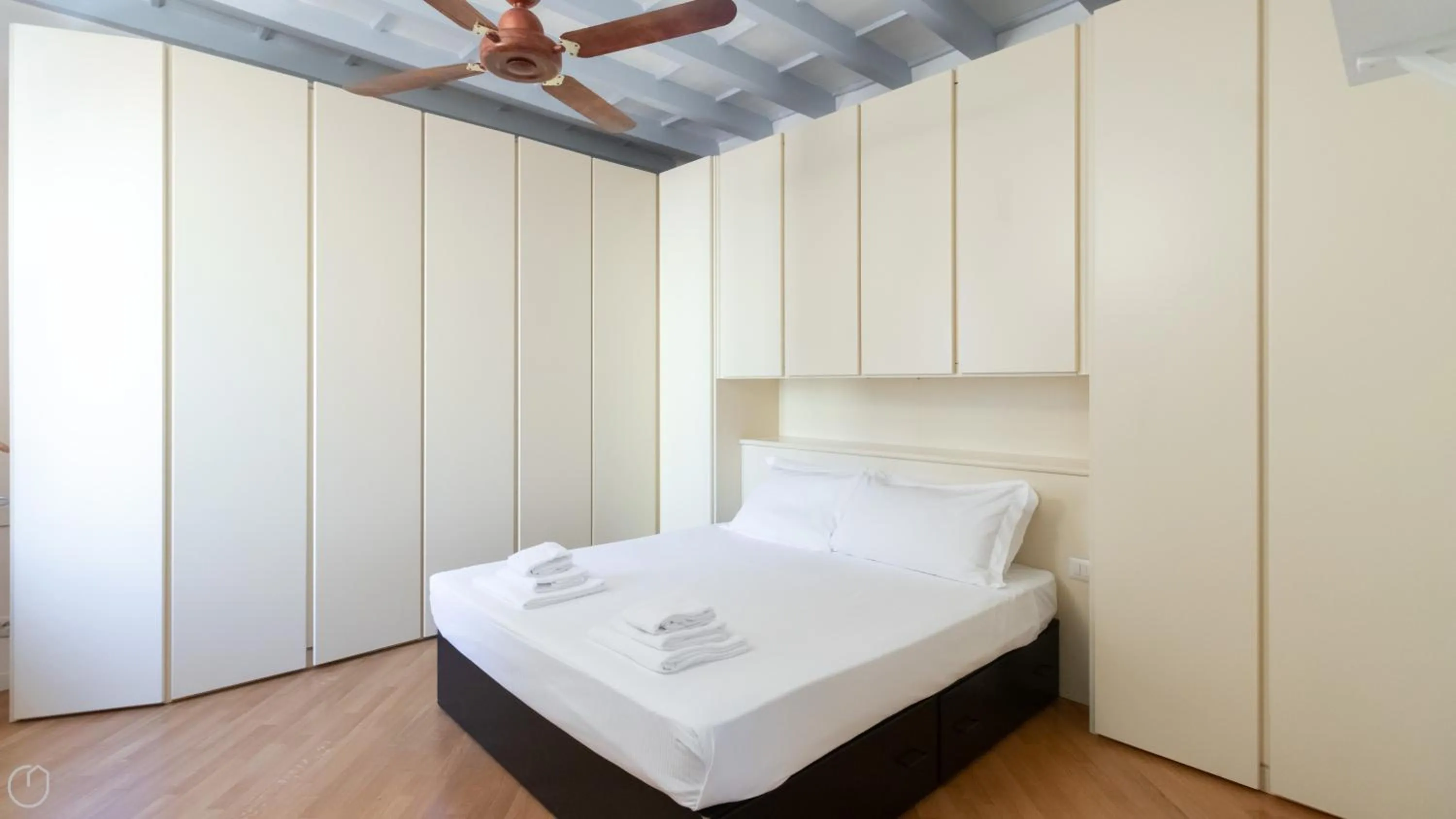 Other, Bed in Italianway Easy - Garibaldi 40