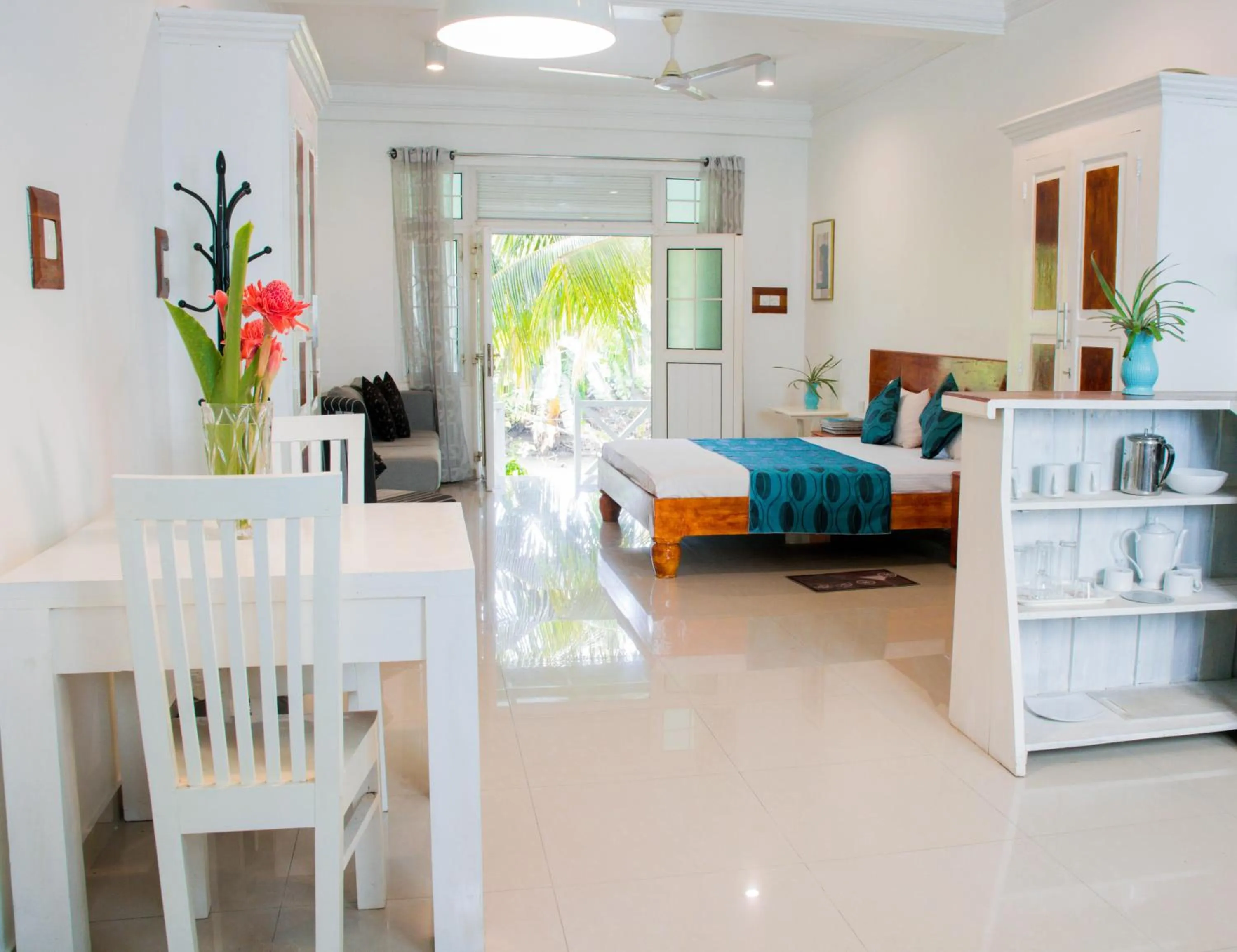 Bed in Villa Harbour View