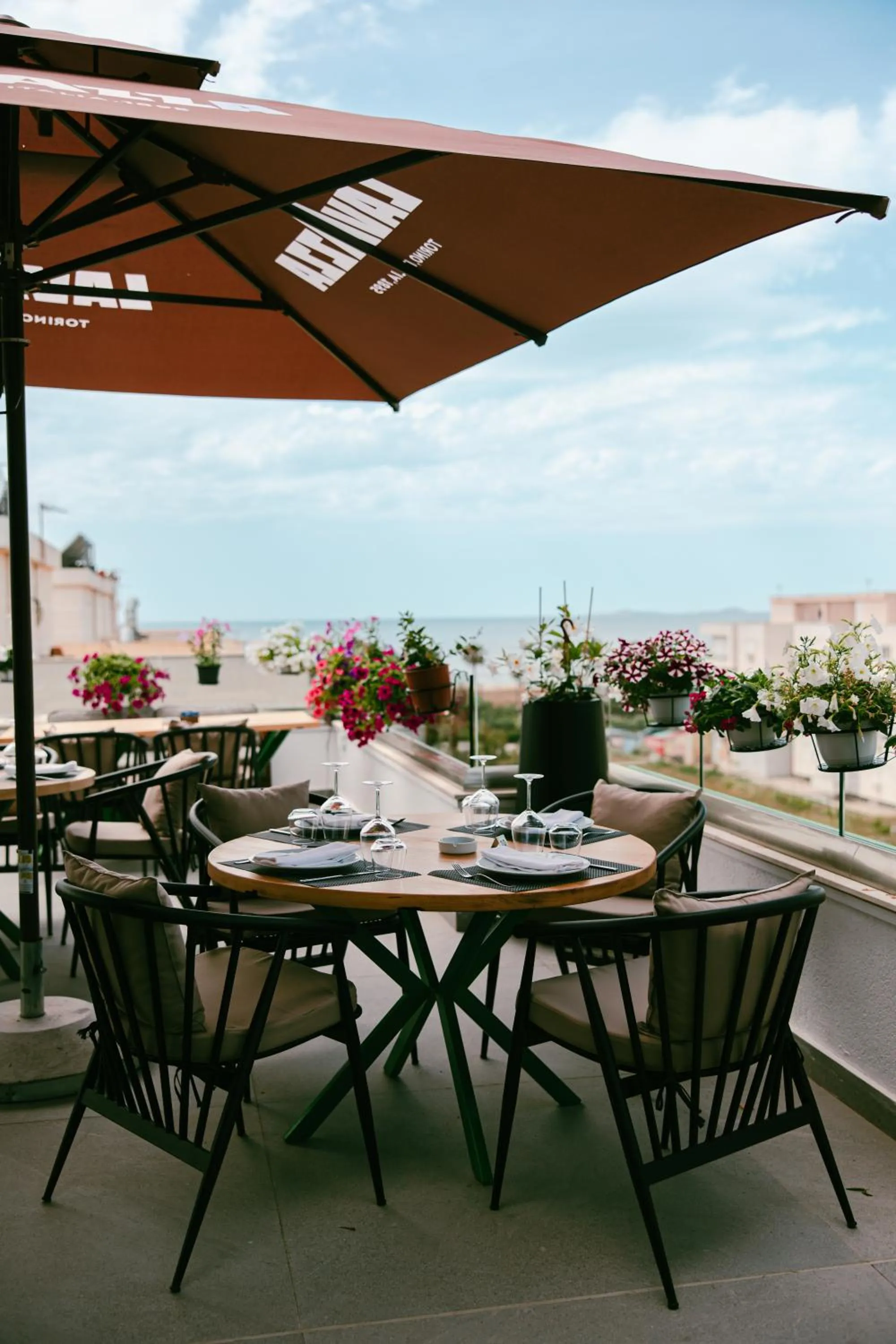 Balcony/Terrace in Ledina Hotel