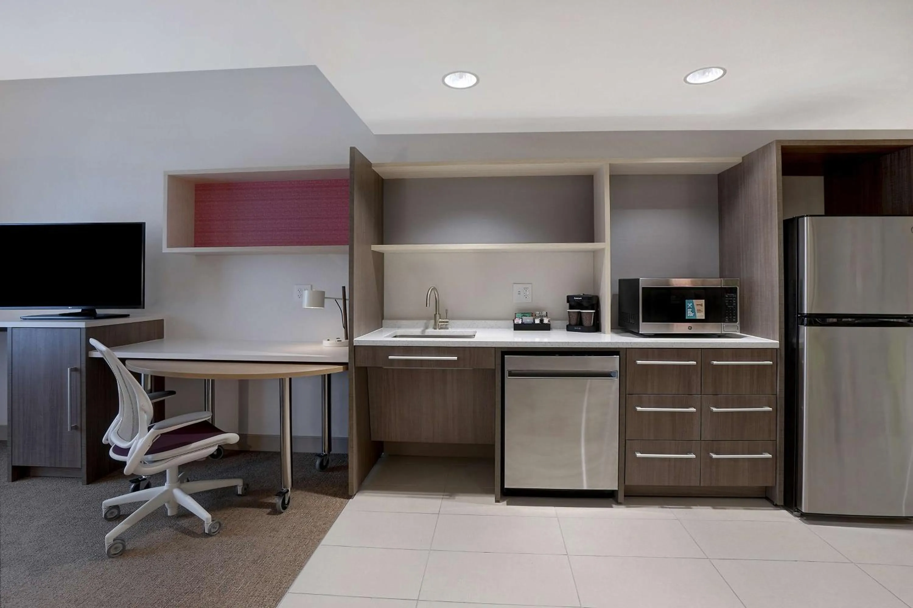 Bedroom in Home2 Suites By Hilton Lakewood Ranch