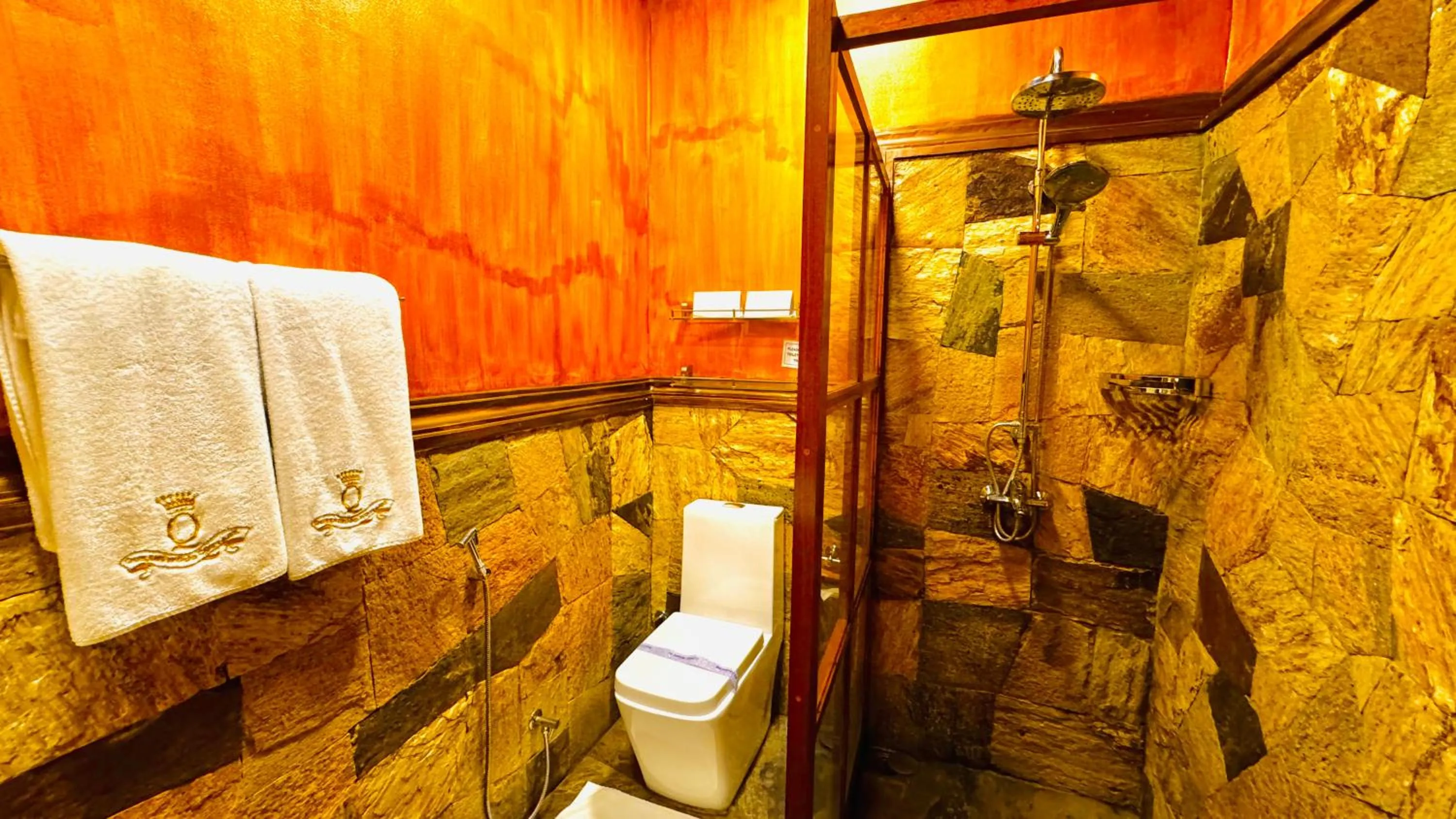 Shower in Queenswood Cottage