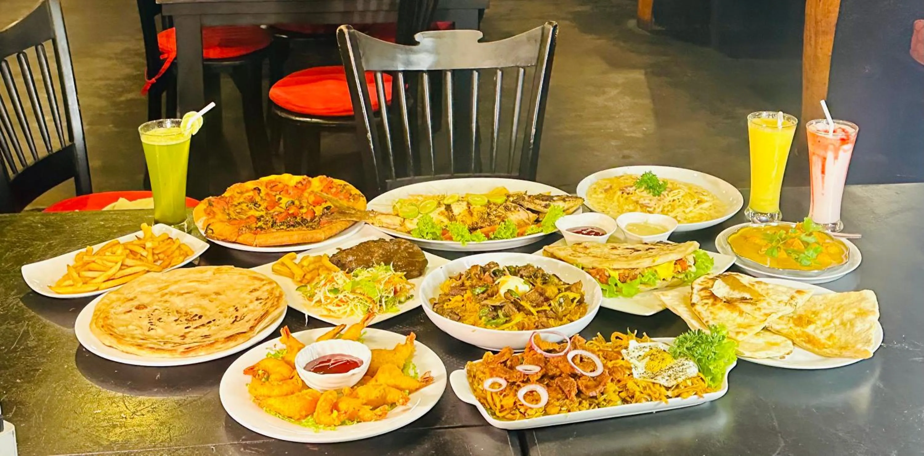 Food and drinks in Queenswood Cottage