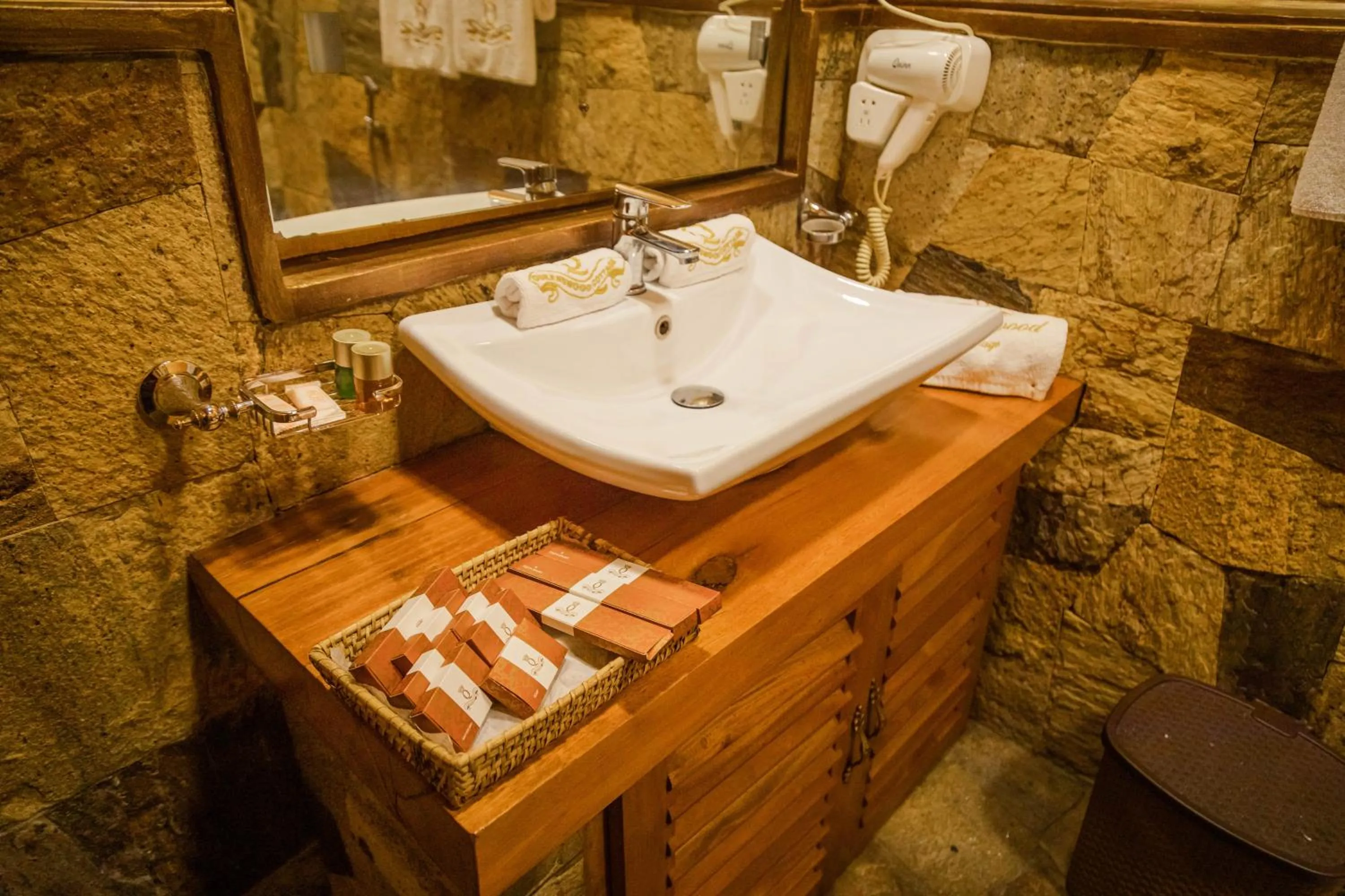Bathroom in Queenswood Cottage