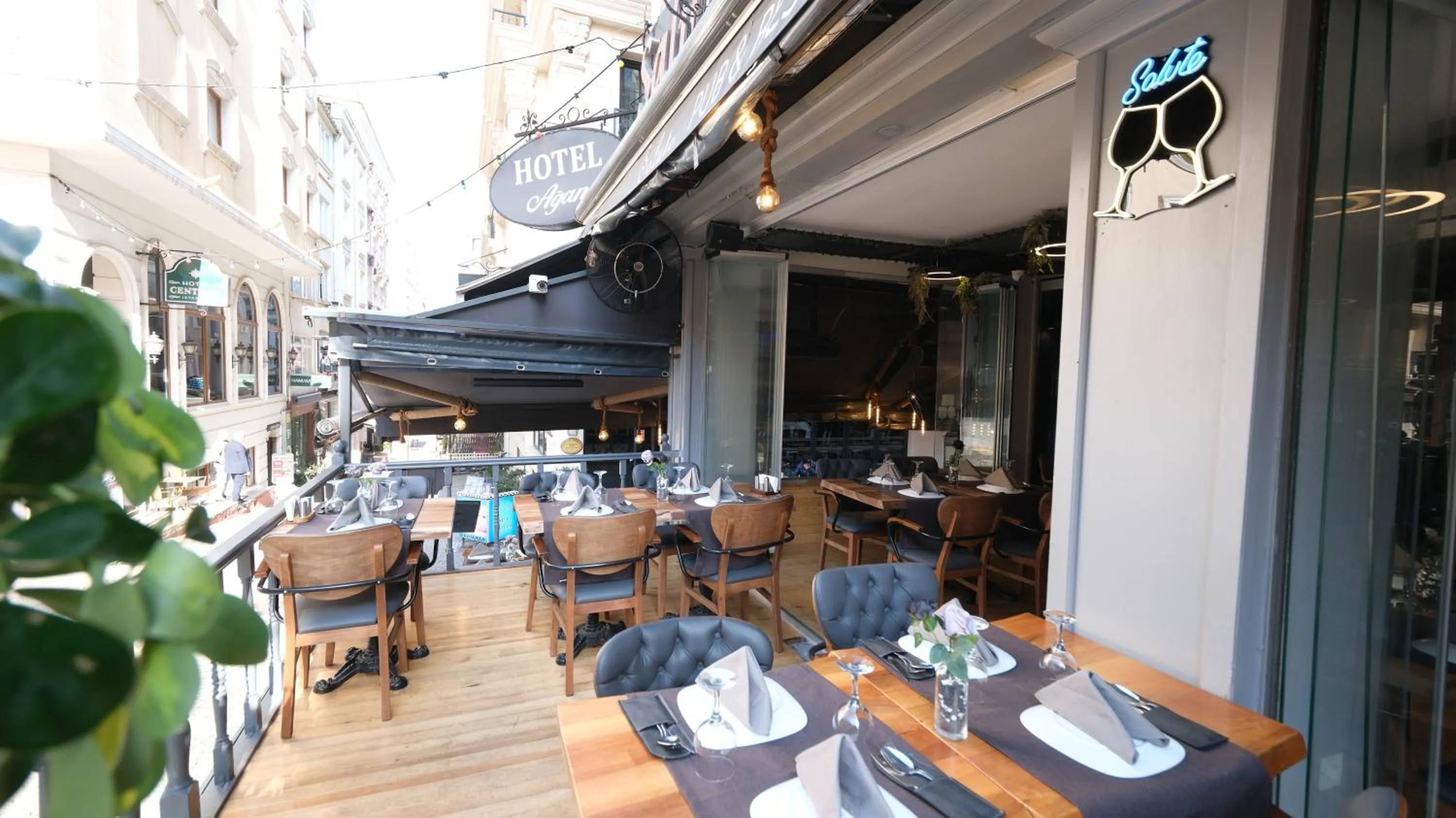 Property building in Hotel Agan Oldcity Istanbul