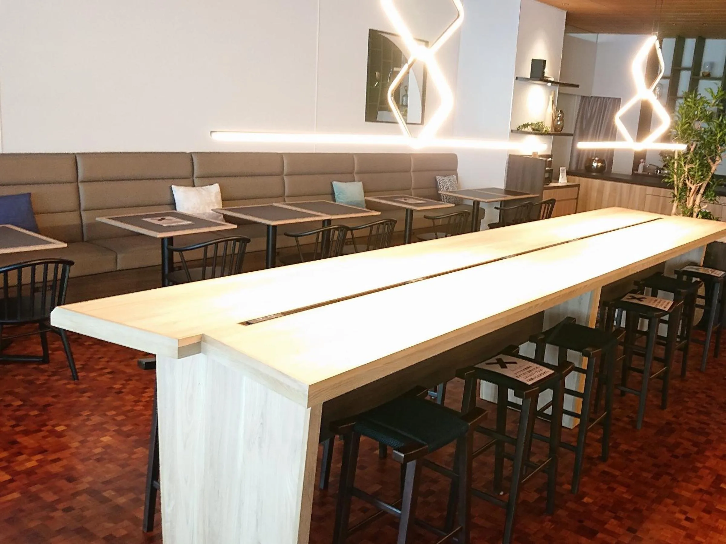 Restaurant/places to eat in RIHGA PLACE HIGOBASHI