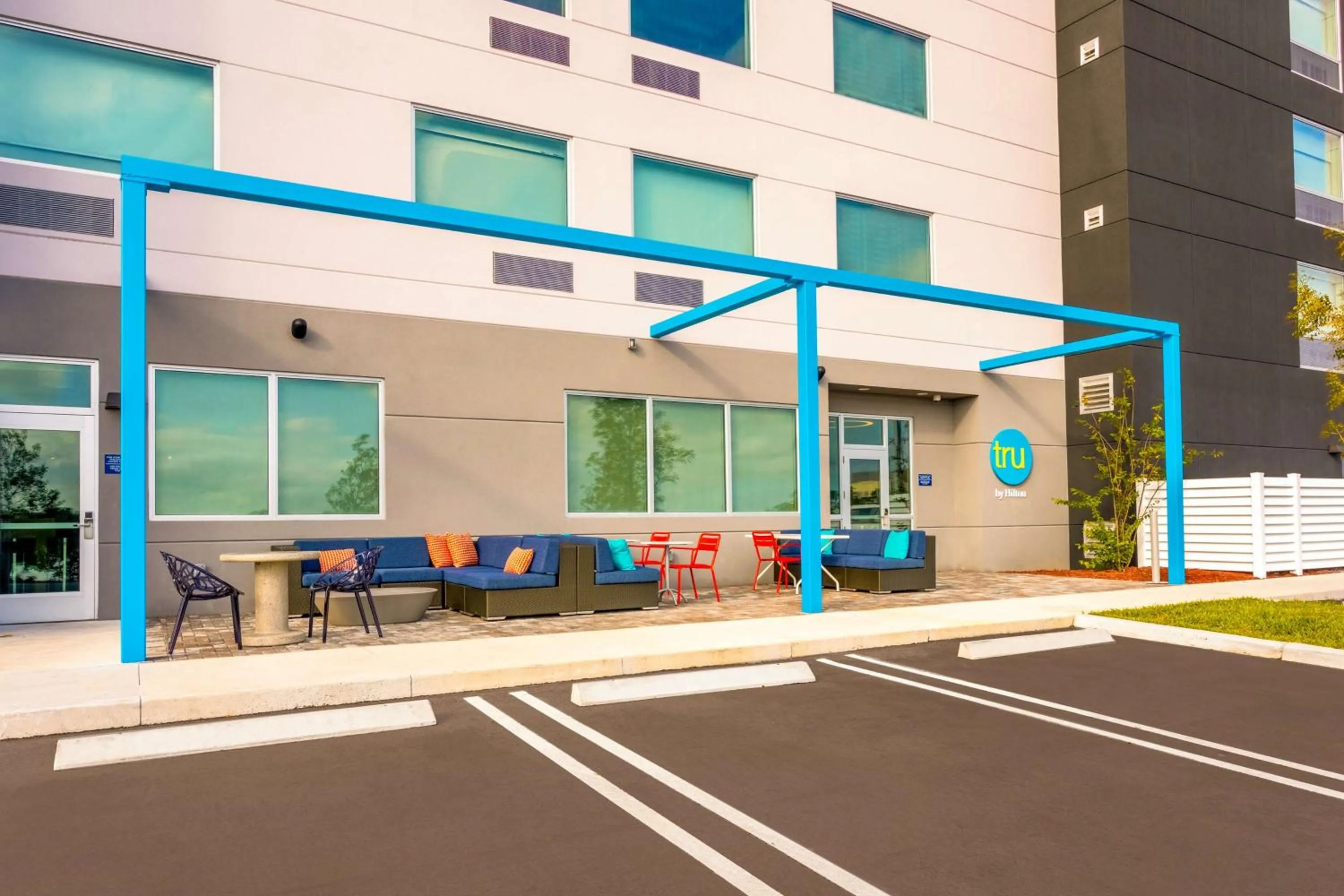 Patio in Tru By Hilton Port St Lucie Tradition