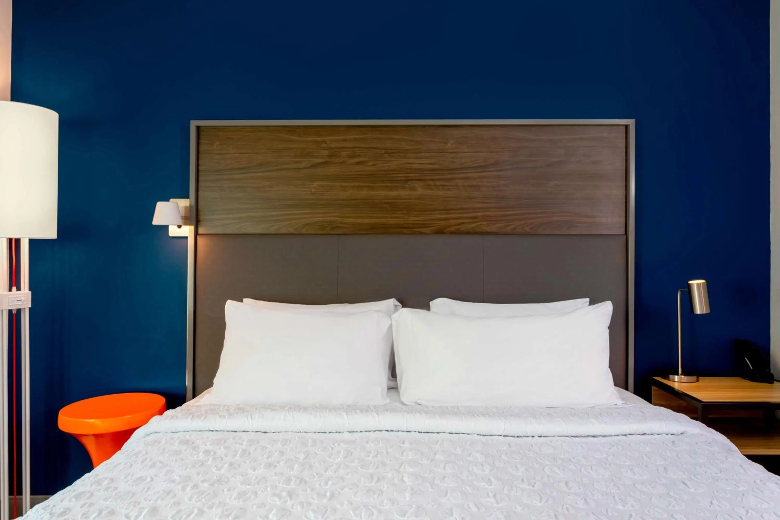 Bed in Tru By Hilton Port St Lucie Tradition