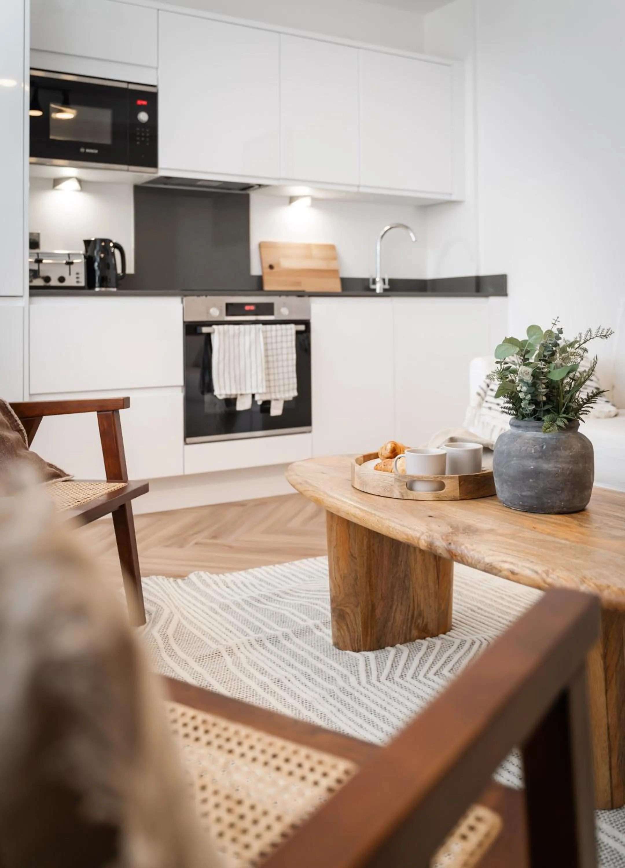 Kitchen or kitchenette in Royal House Stylish Apartments - Chester