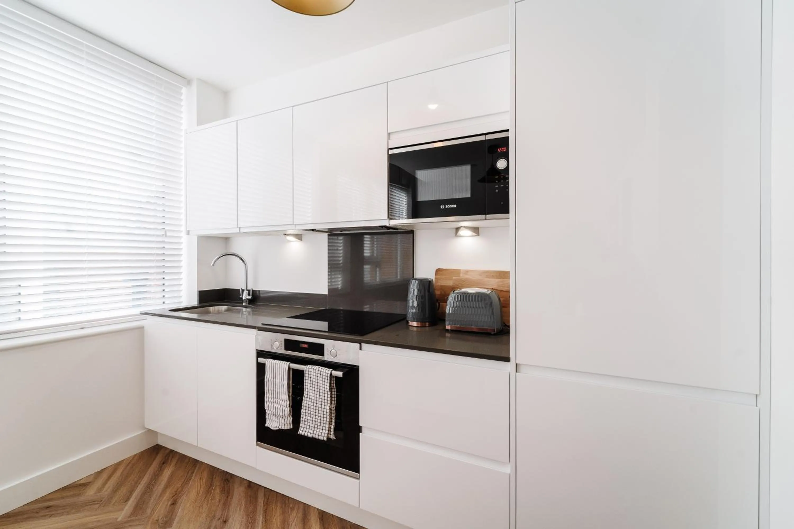 Coffee/tea facilities in Royal House Stylish Apartments - Chester