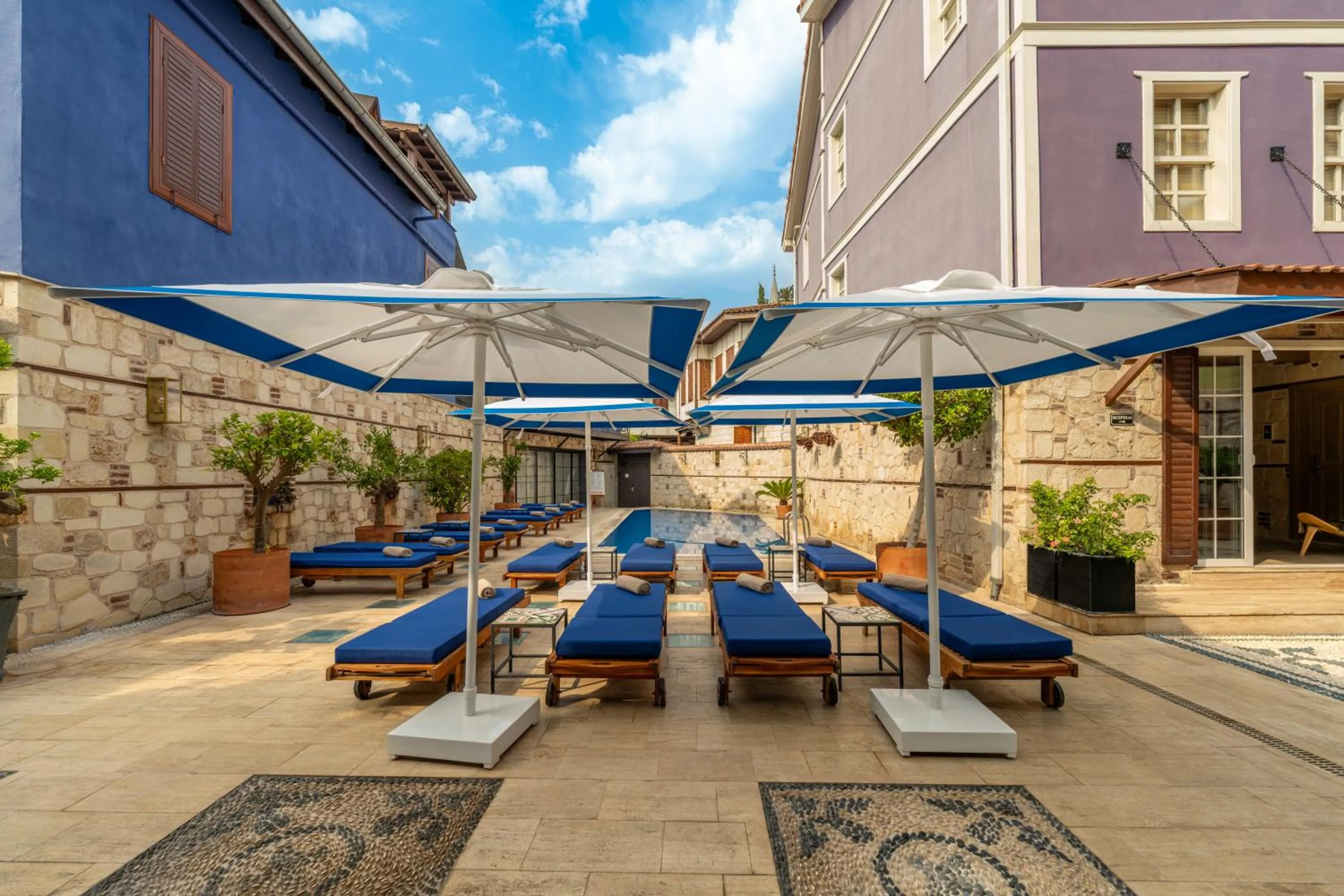 Pool view in Alp Pasa Hotel - Special Class