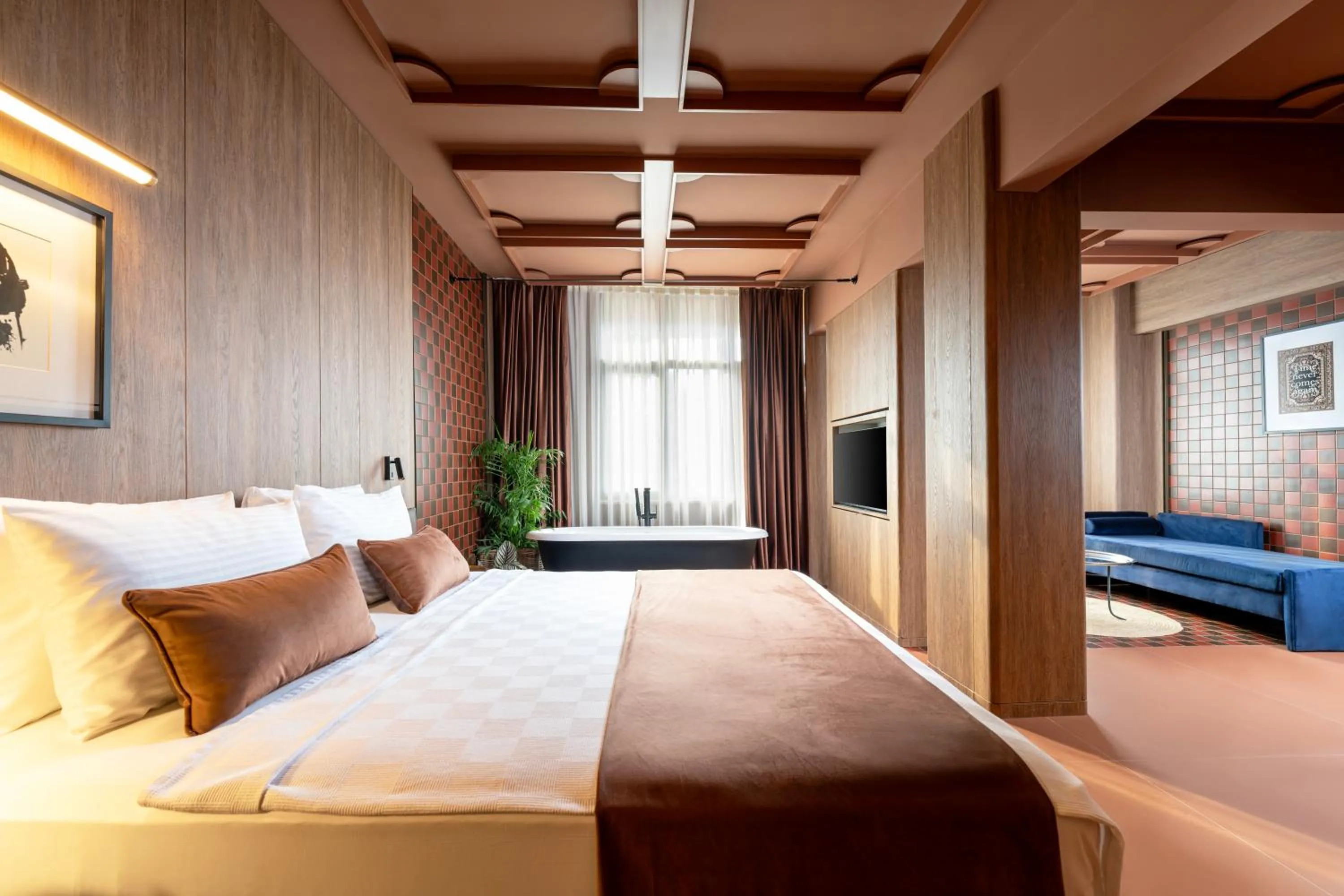 Photo of the whole room, Bed in Alp Pasa Hotel - Special Class