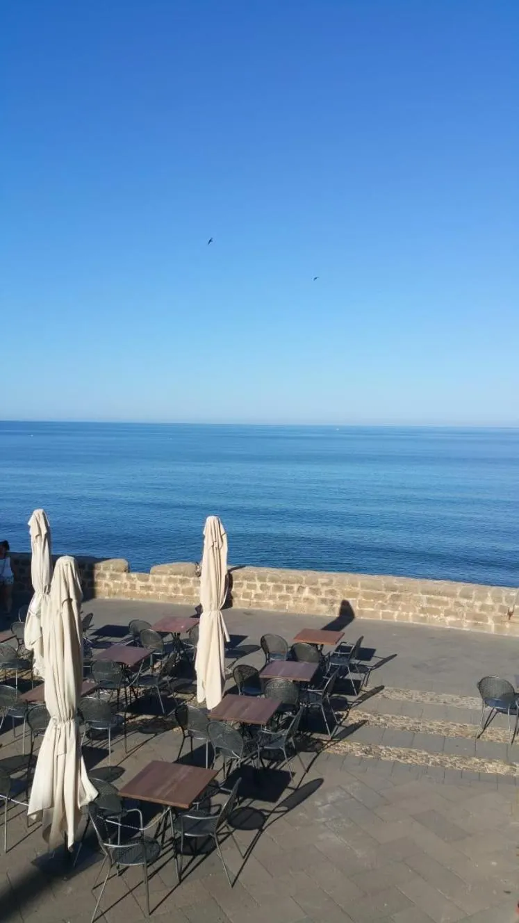 Sea view in B&B Frori