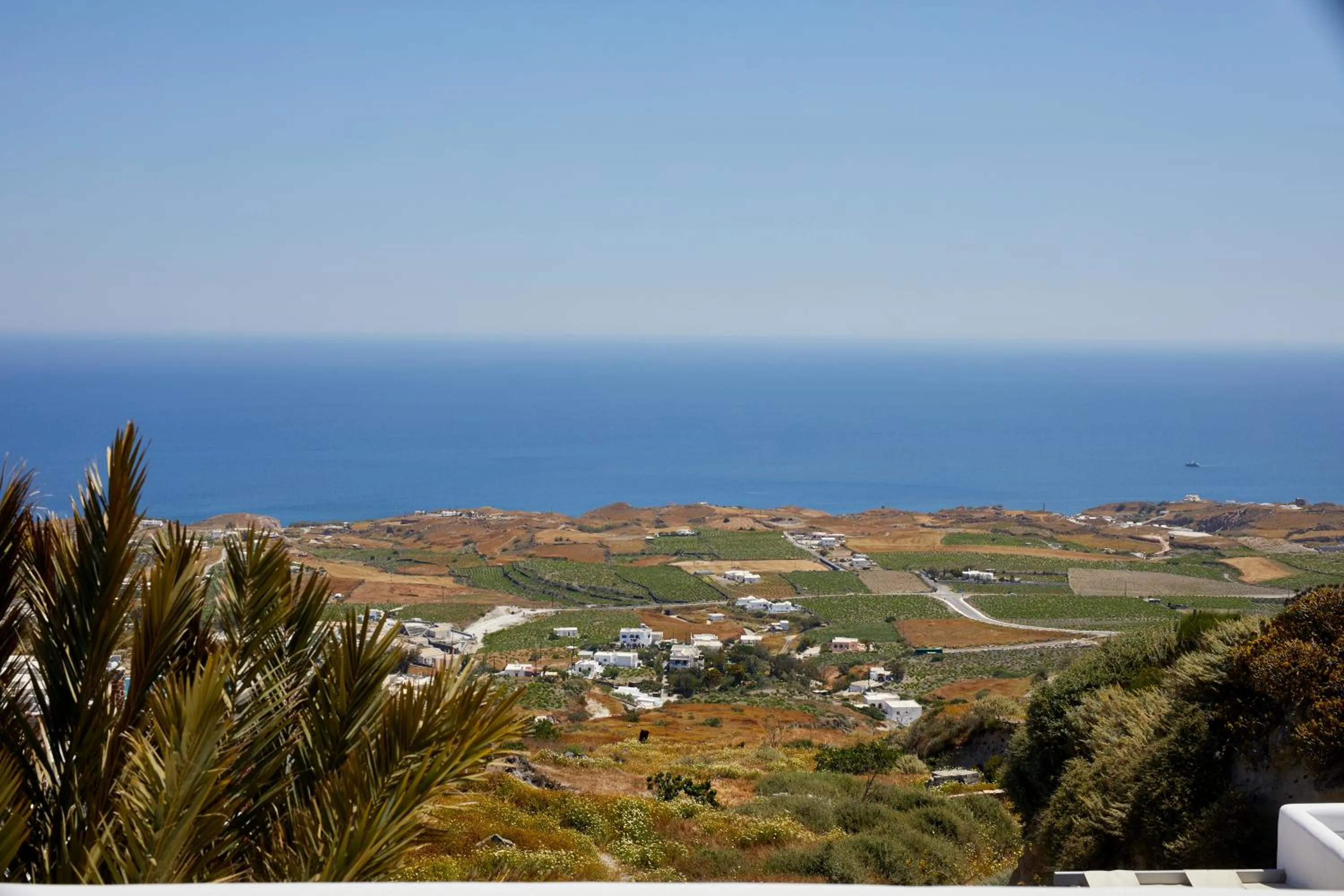 Natural landscape in El Verano Suites