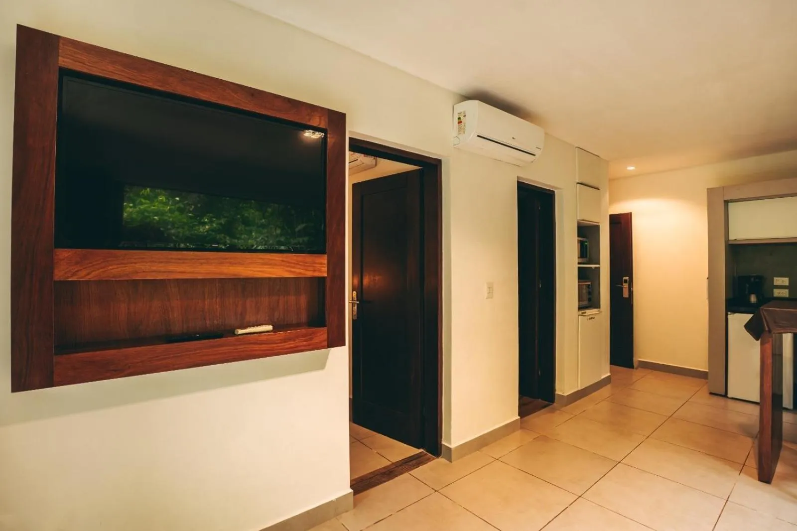 TV and multimedia in Hotel Tré Iguazú