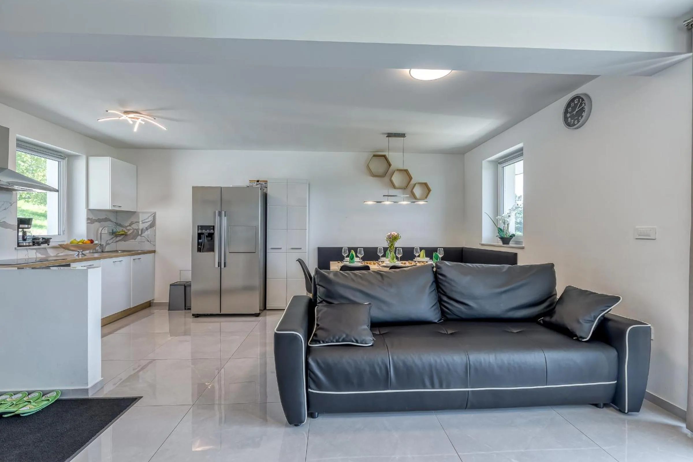 Pool & Whirlpool Art Villas