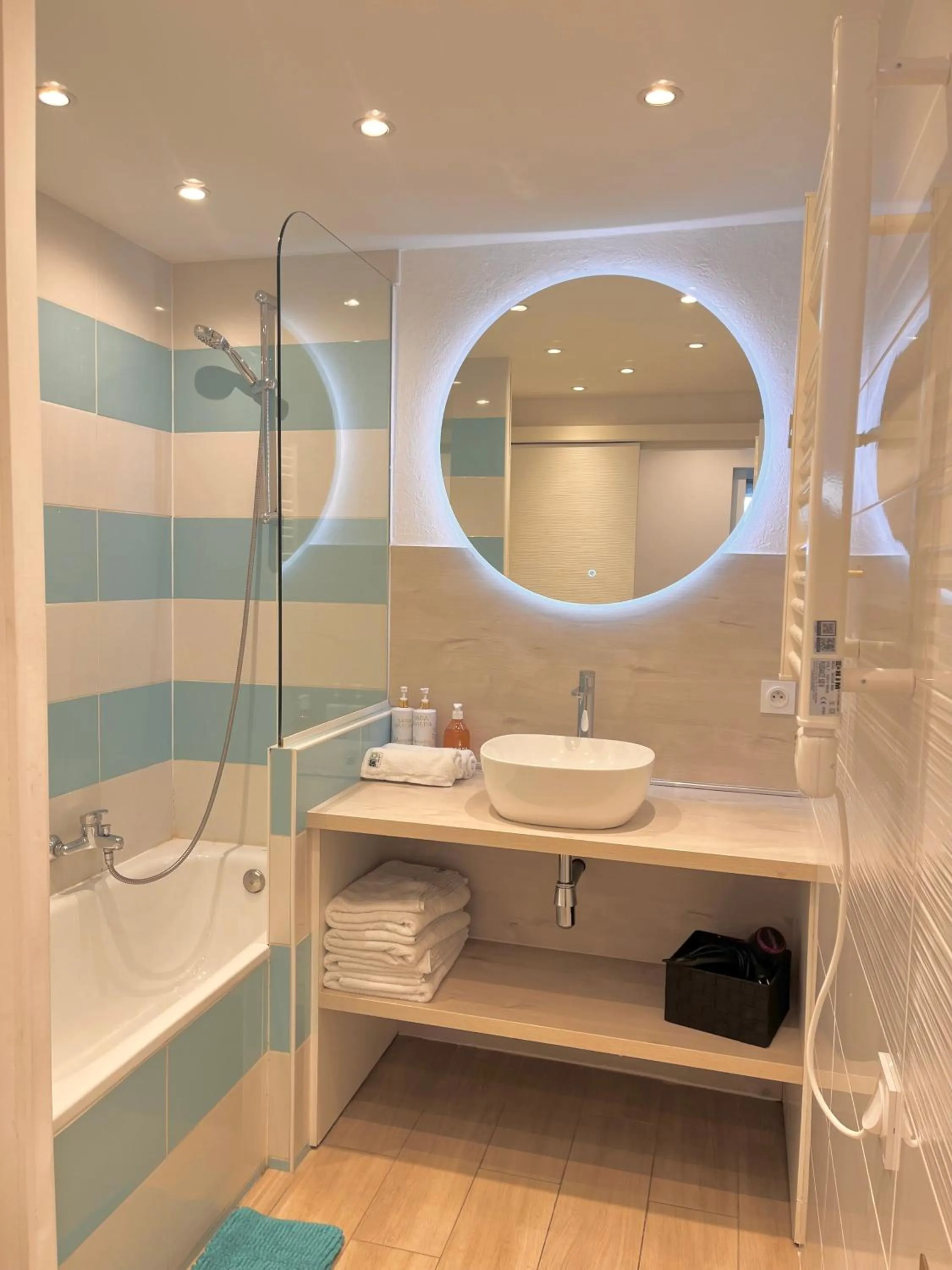 SARA RIVIERA Costa Plana