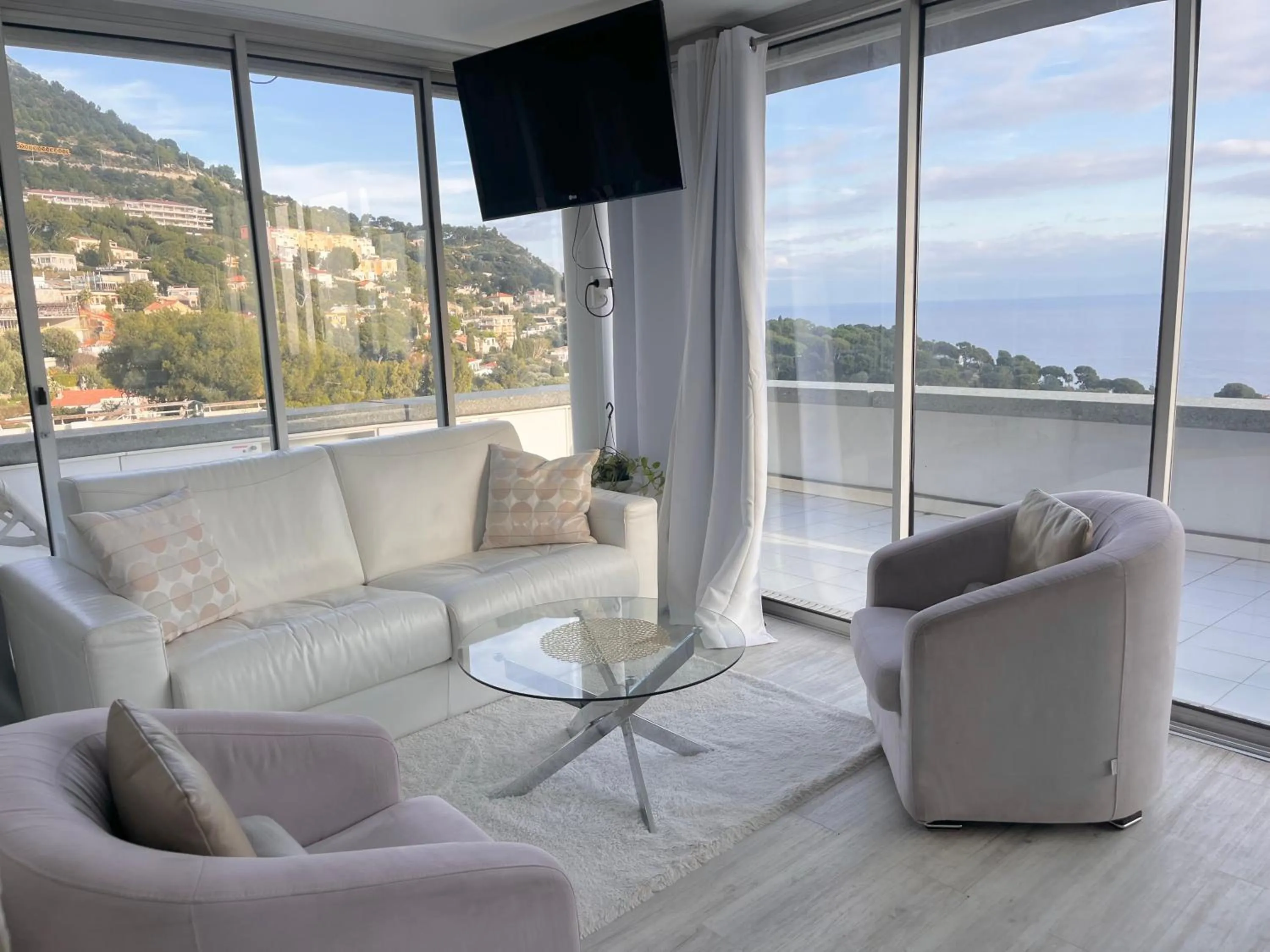 SARA RIVIERA Costa Plana