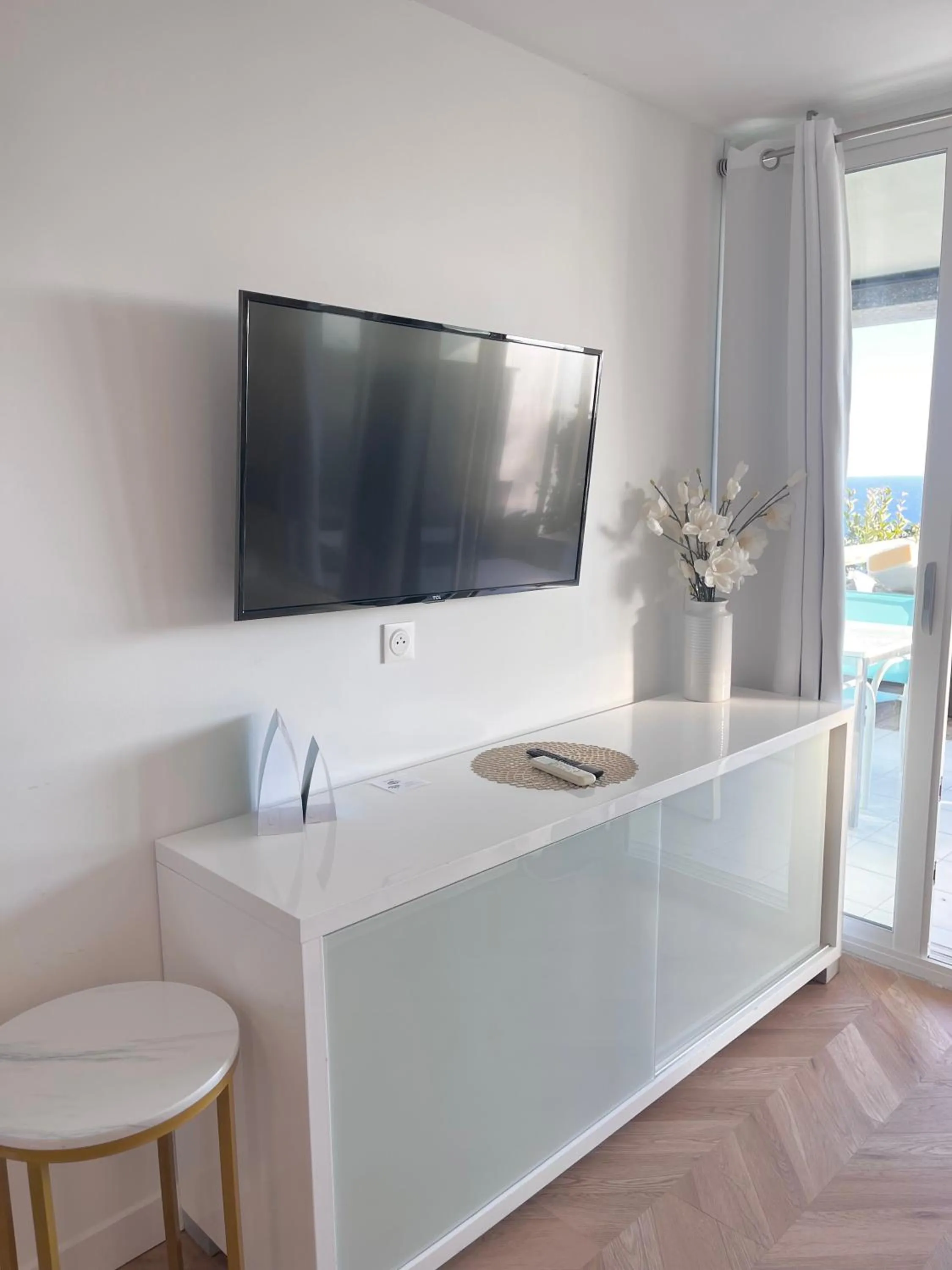 SARA RIVIERA Costa Plana