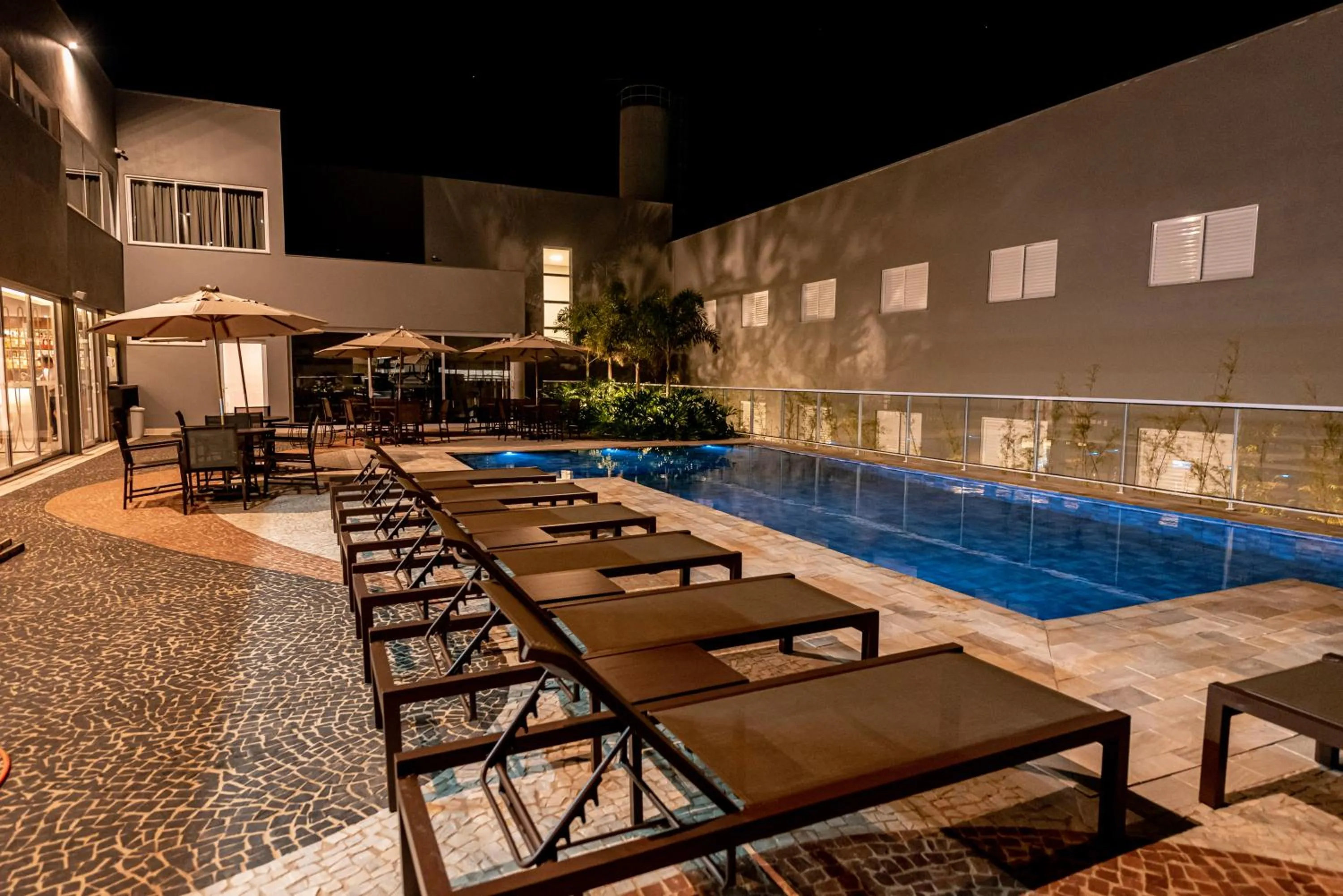 Swimming pool in Gaben Hotel