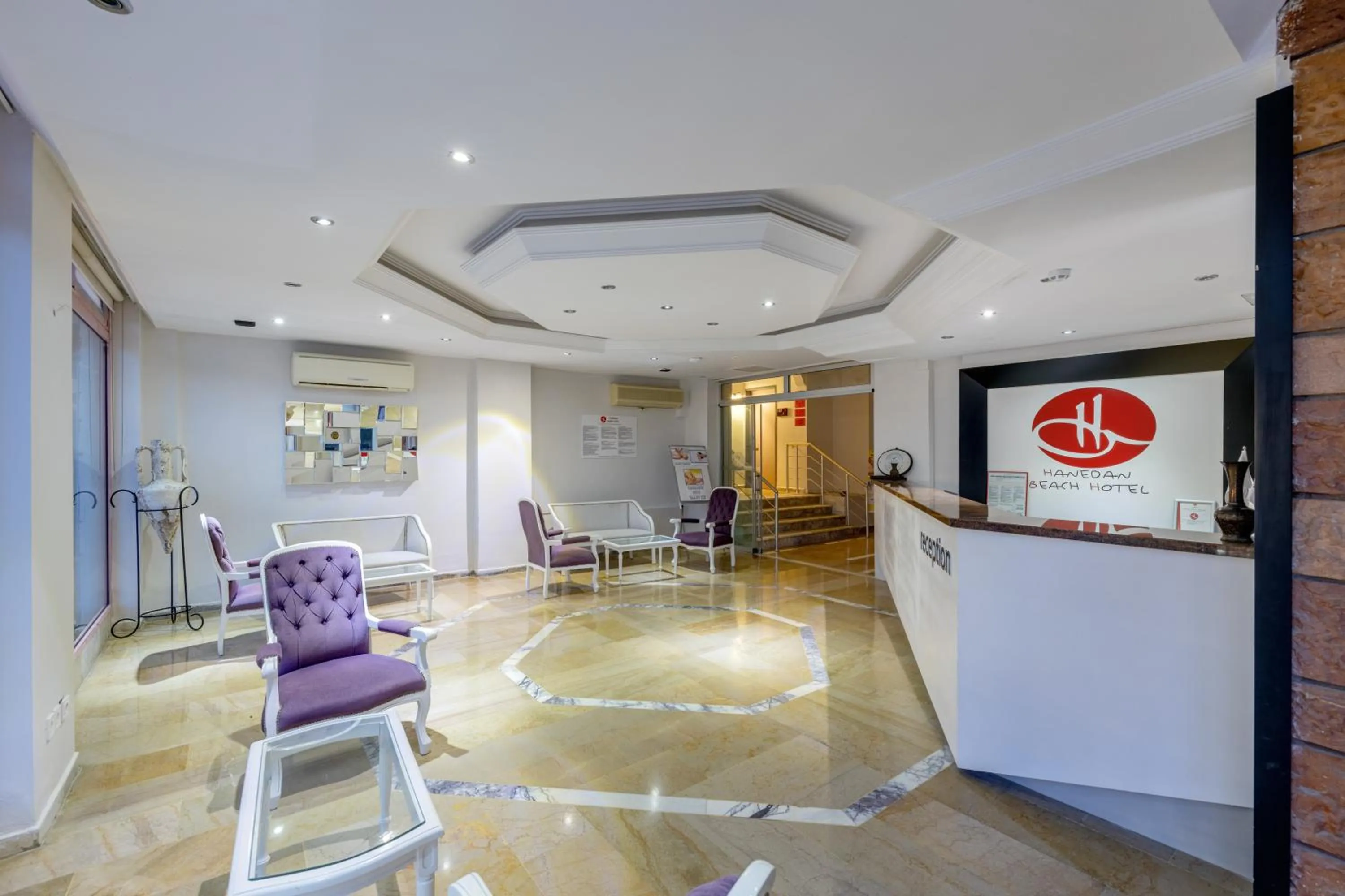 Lobby or reception in Hanedan Beach Hotel