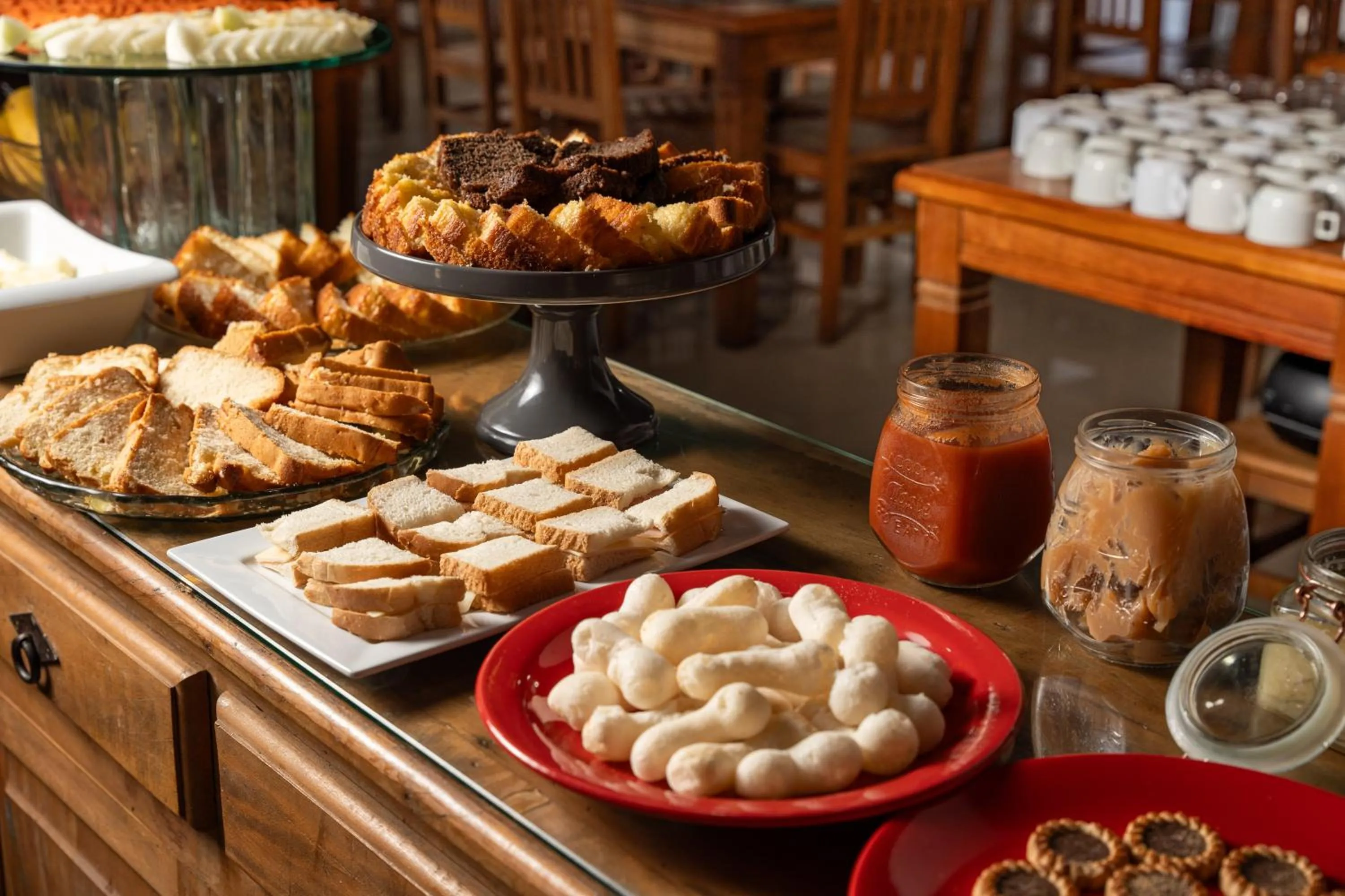 Breakfast in Castelo Piazzale by Concavus
