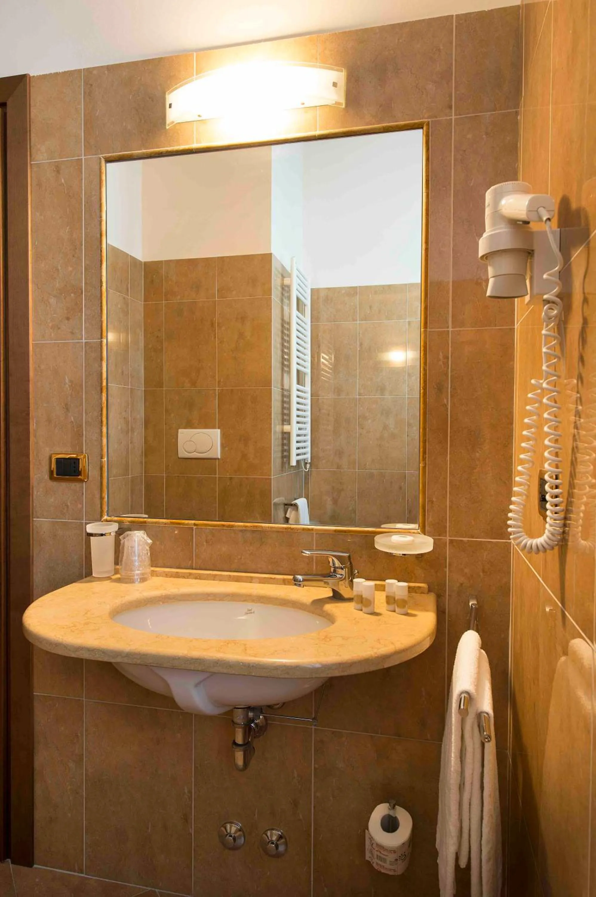 Bathroom in Centro Paolo VI