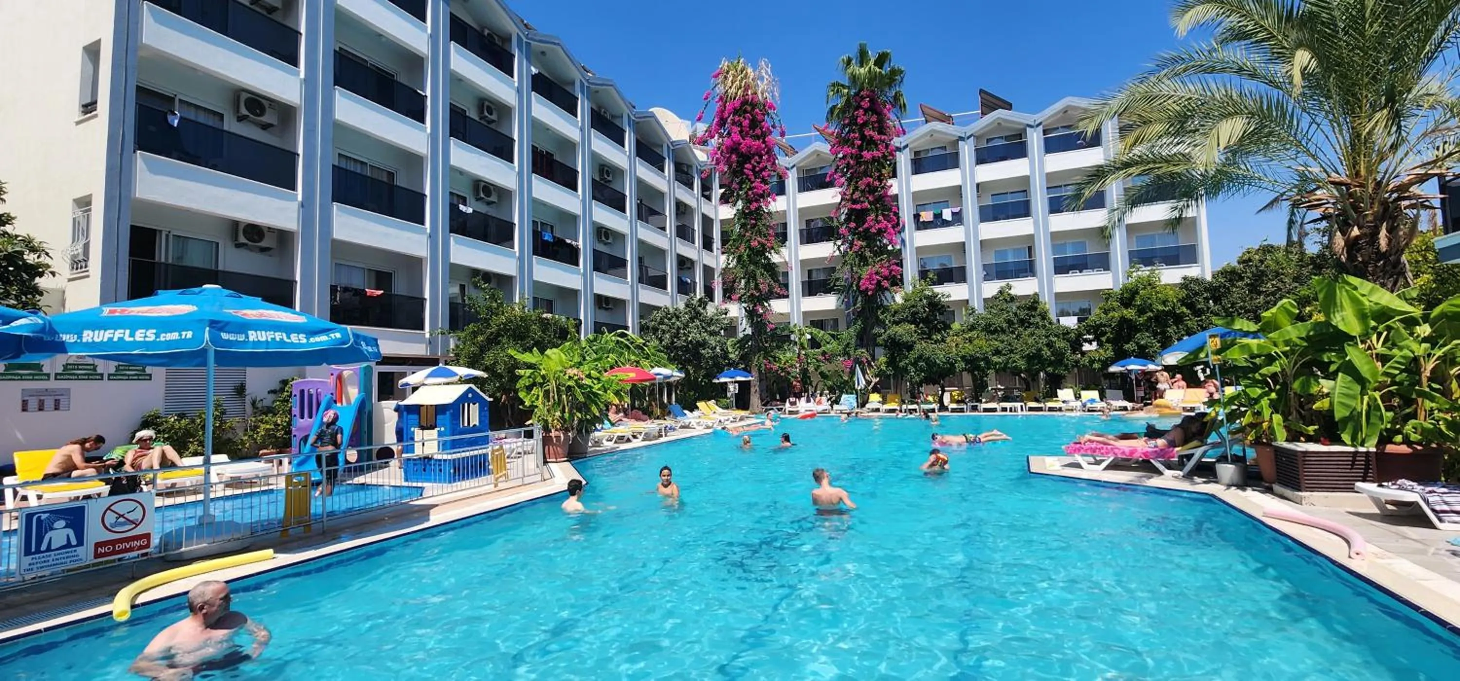 Pool view in Gazipasa Star Otel