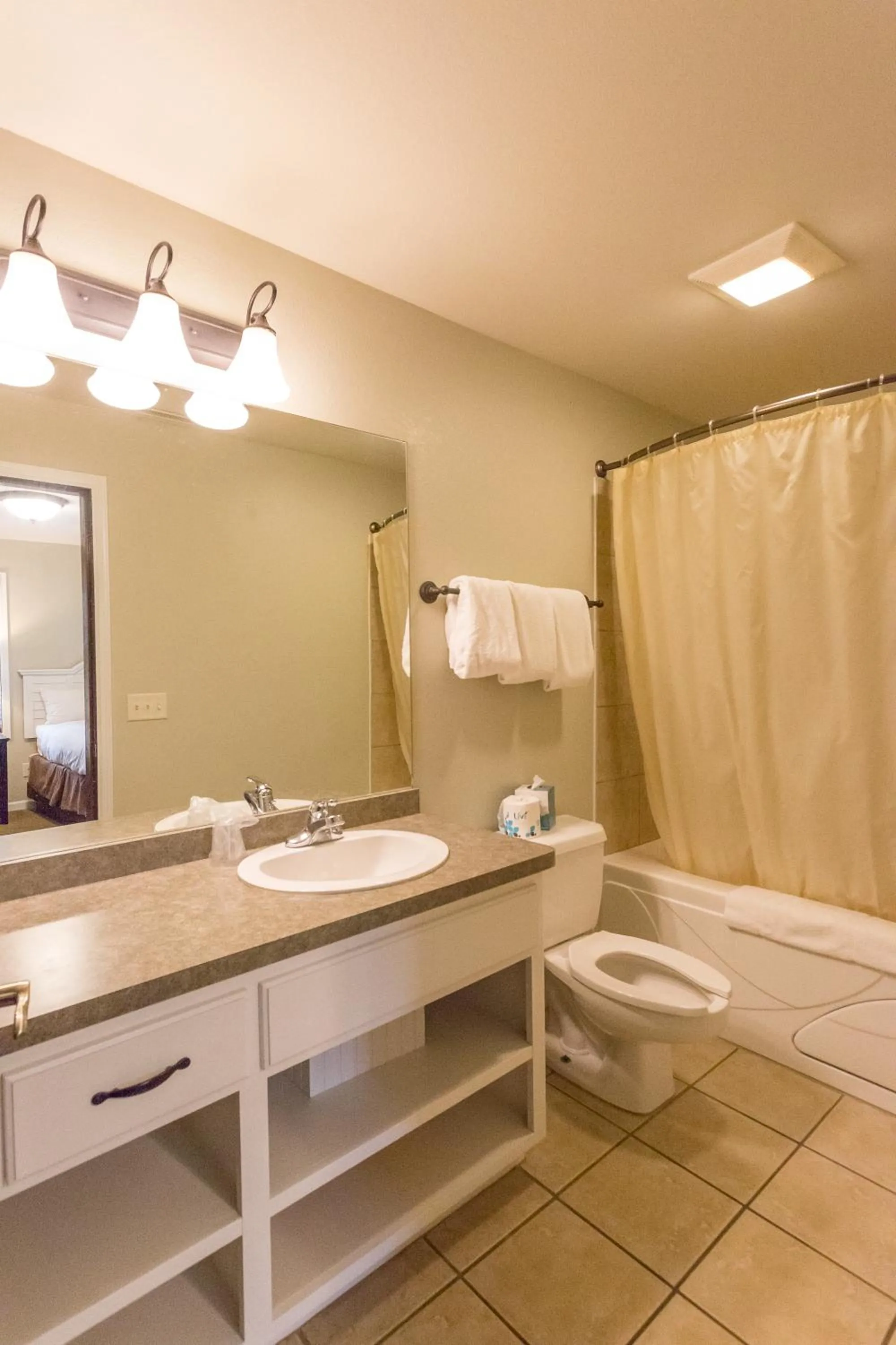 Bathroom in Bay Colony 766 - lower