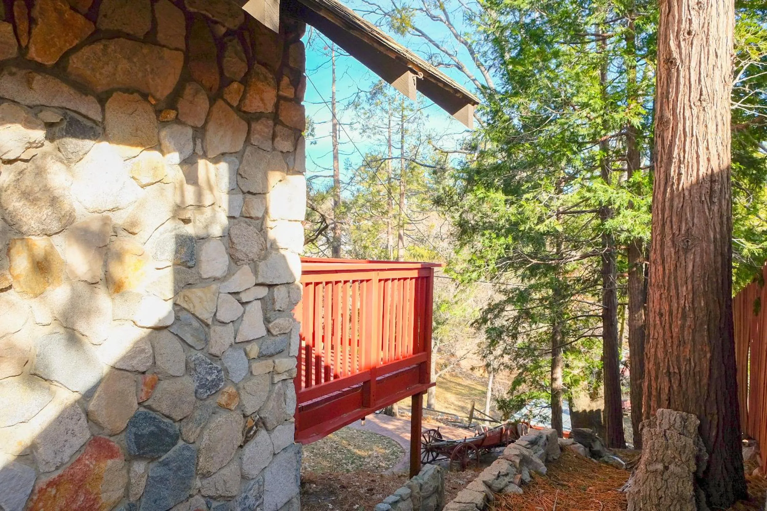 Patio in Sherwood Arms Motel