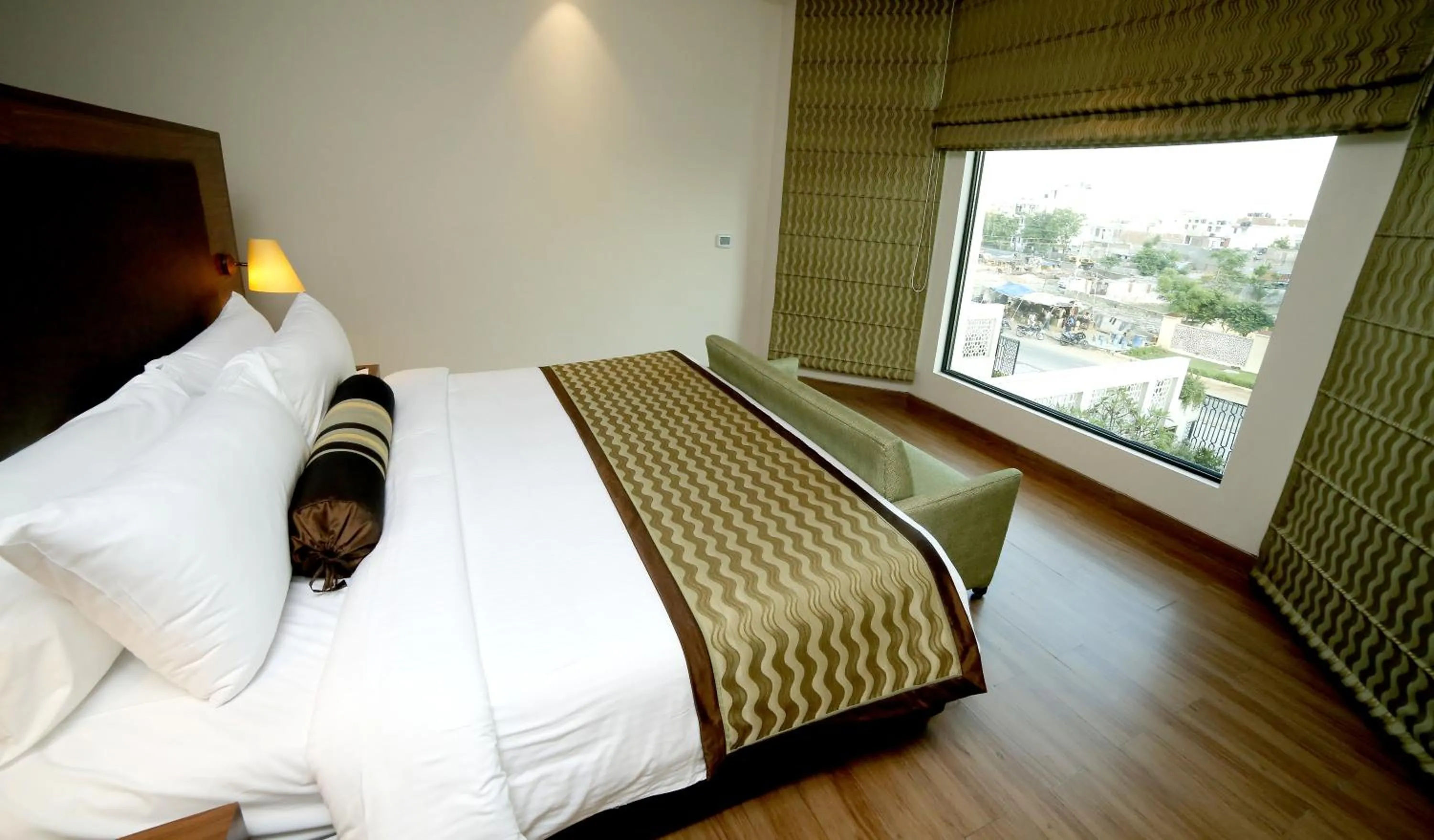 Day, Bed in The Lalit Traveller- Airport hotel