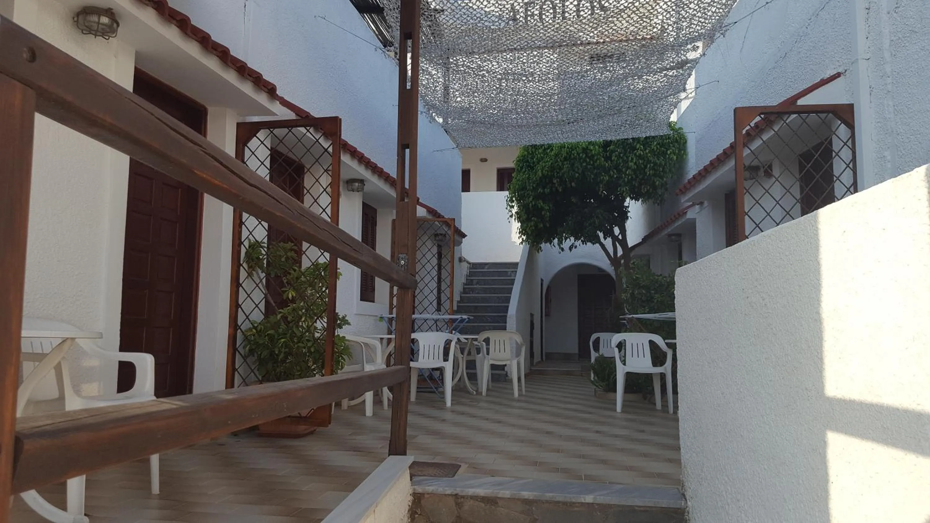 Aeolos Hotel Apartments