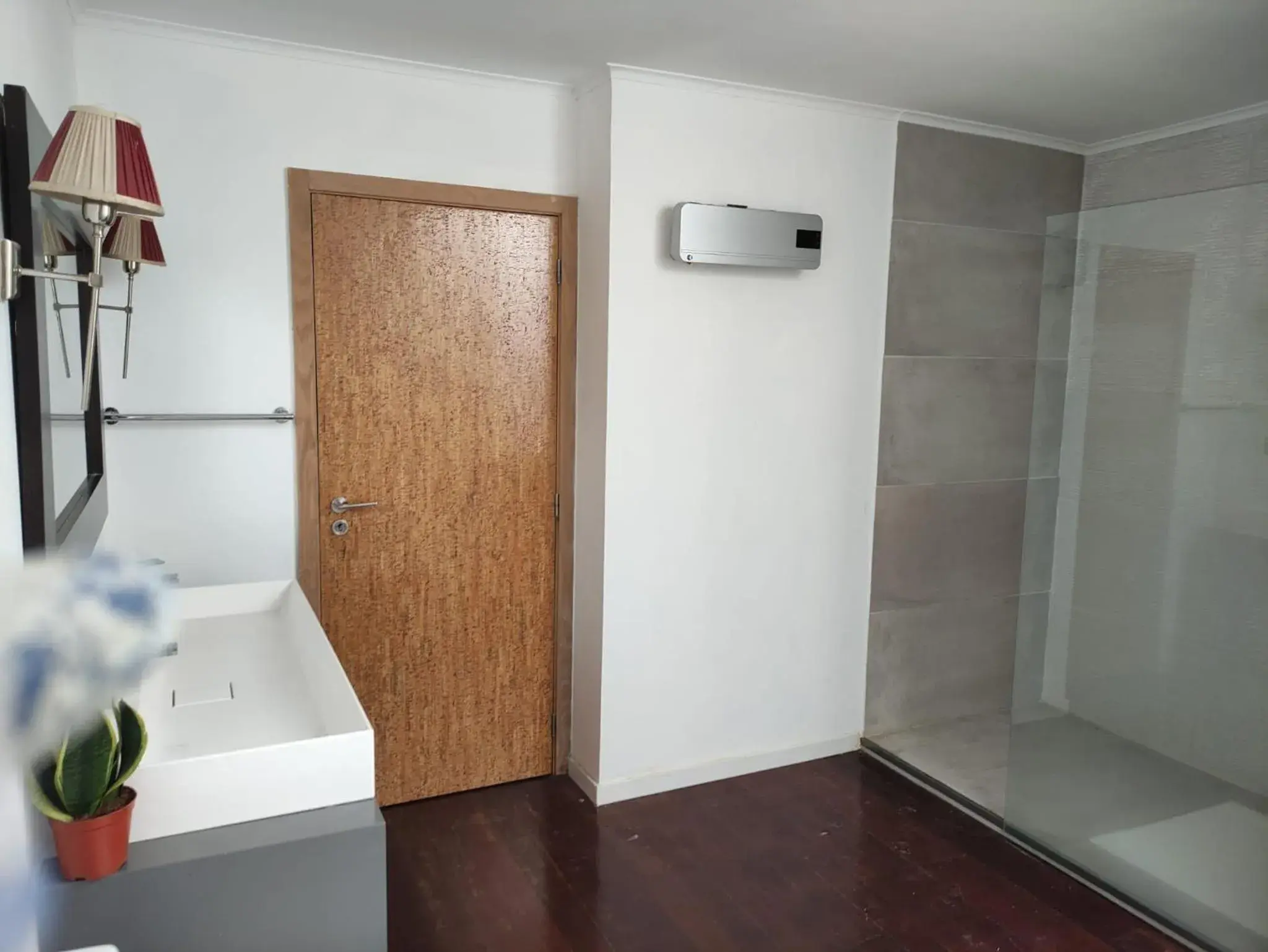 Bed in 10-Bed Mixed Dormitory Room in Caruma Surf Hostel Bed in 10-Bed Mixed Dormitory Room in Caruma Surf Hostel