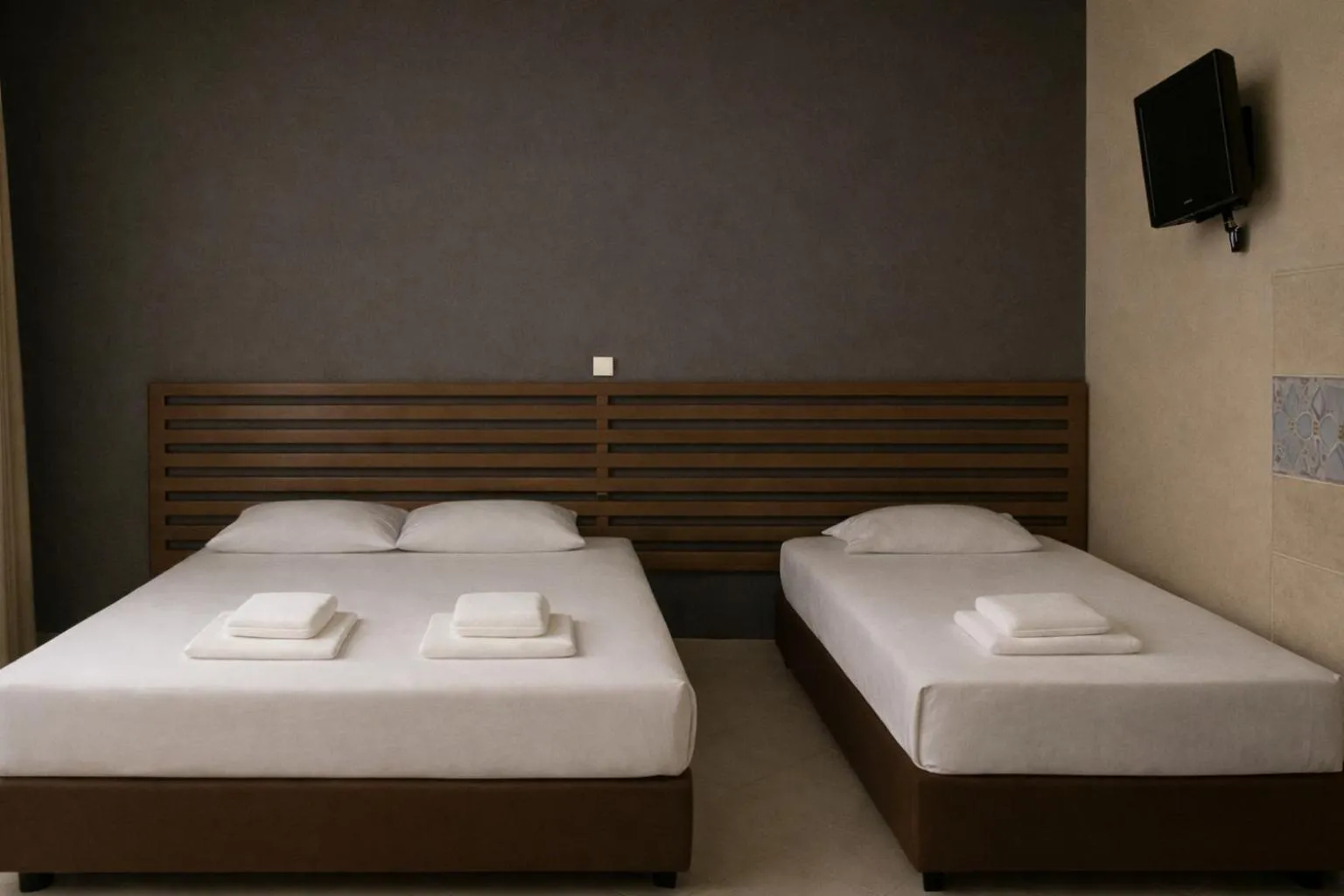 Bed in Isla Studios