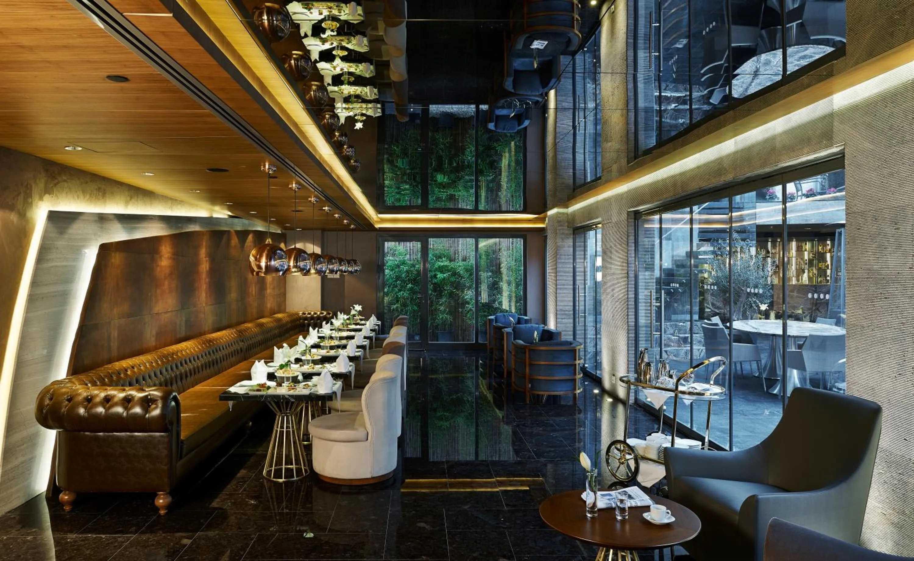 Restaurant/places to eat in Hotel Saint Sophia