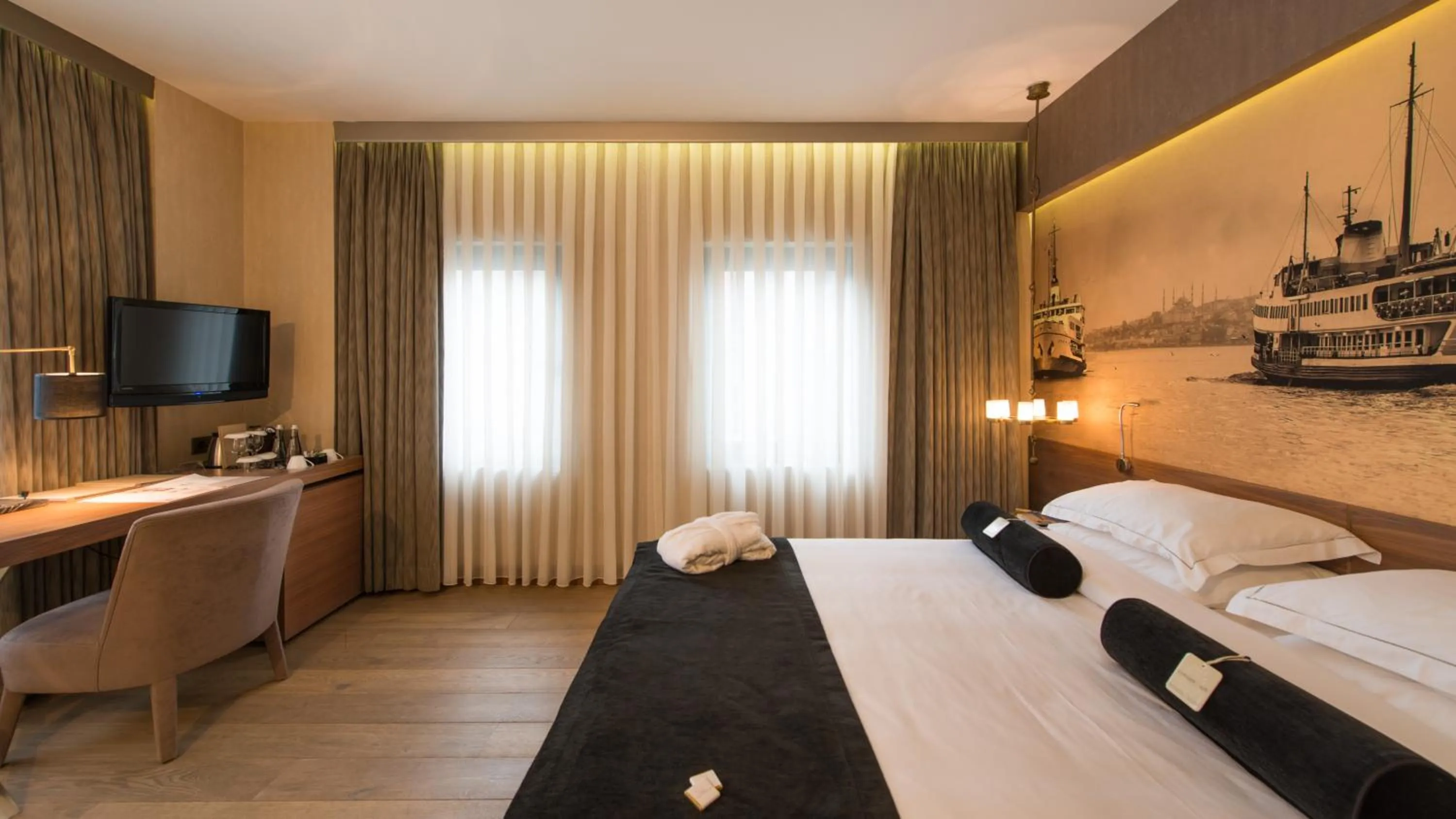 Bed in Hotel Saint Sophia