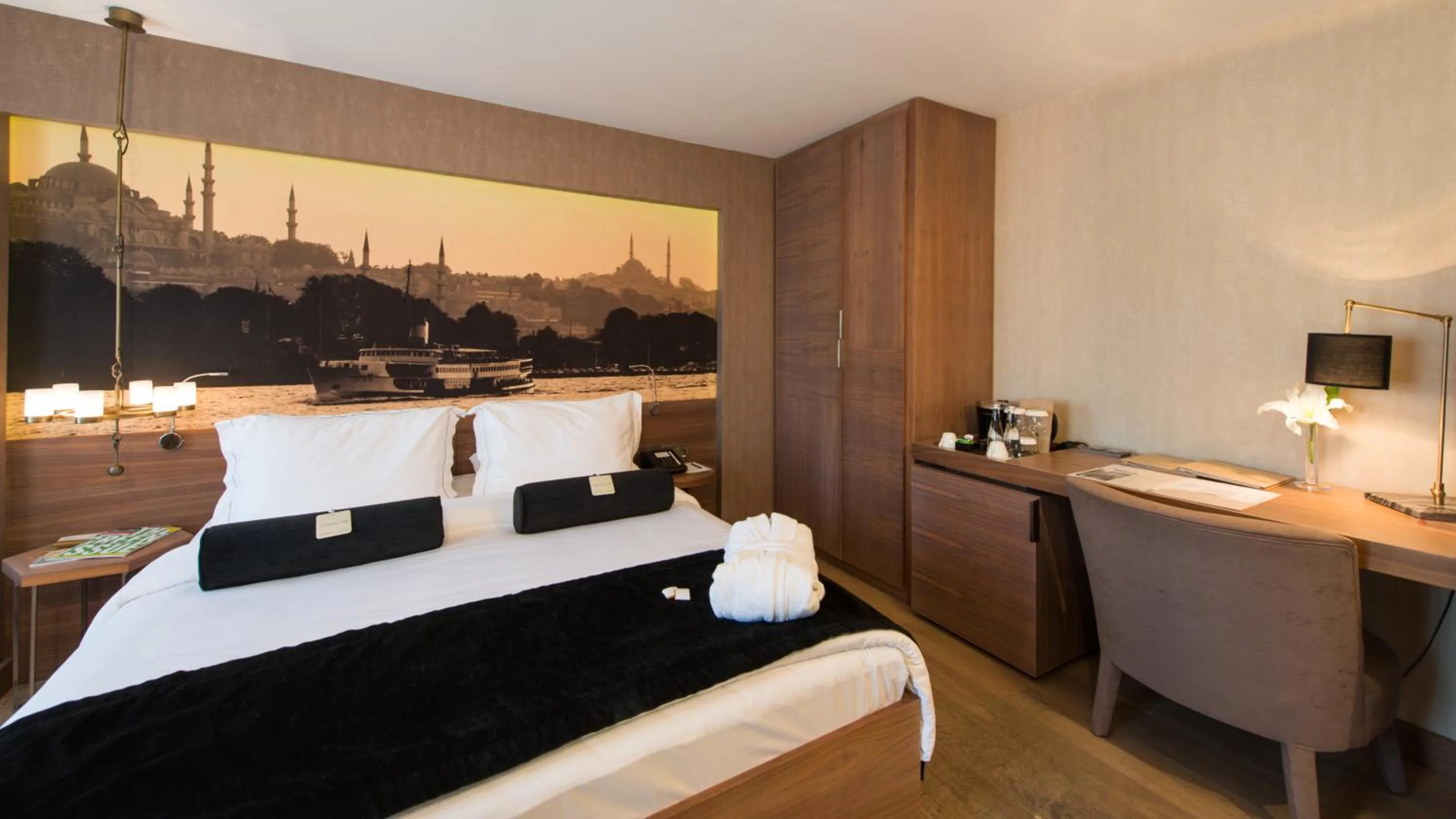 Bed in Hotel Saint Sophia