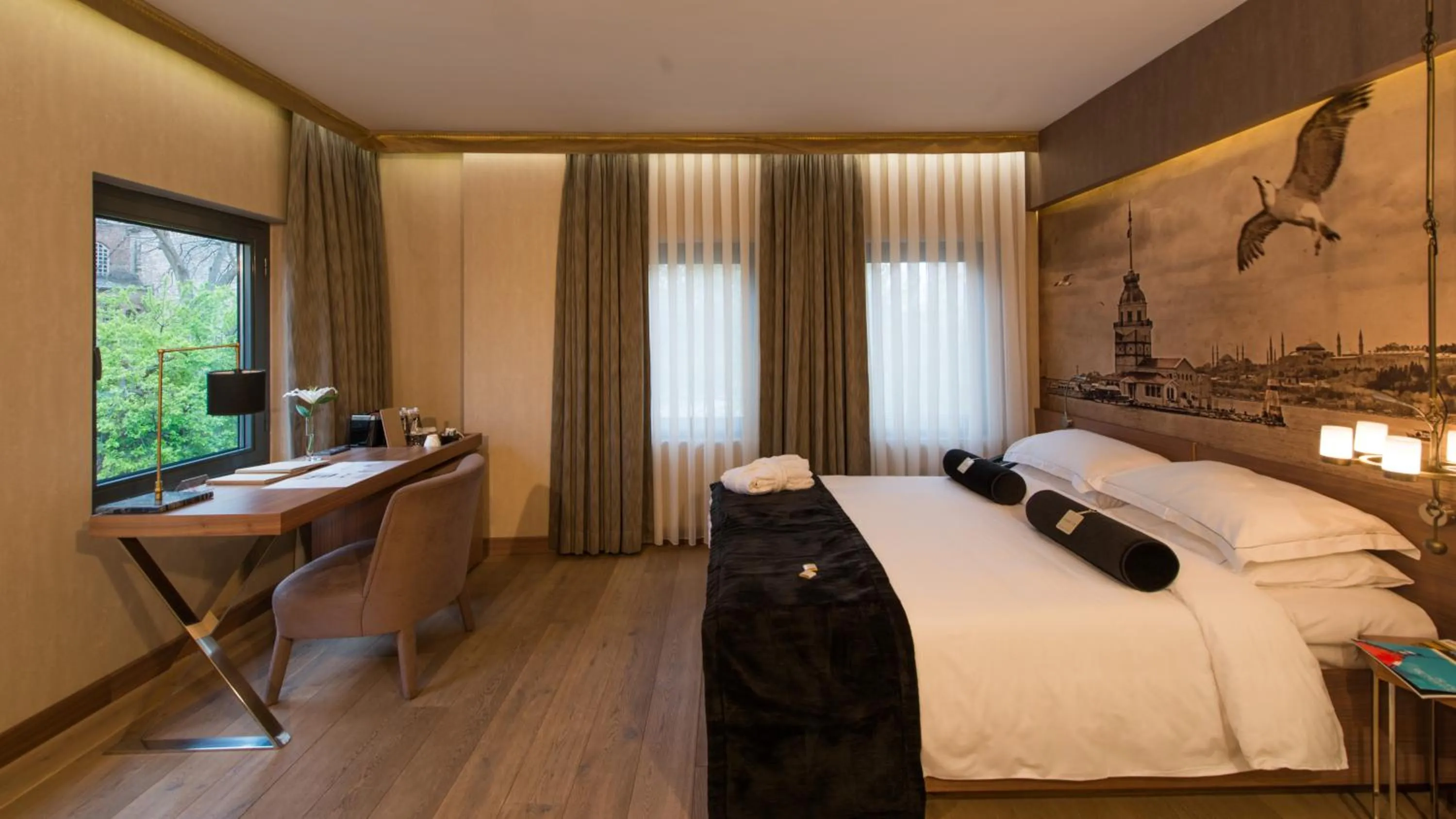 Bed in Hotel Saint Sophia