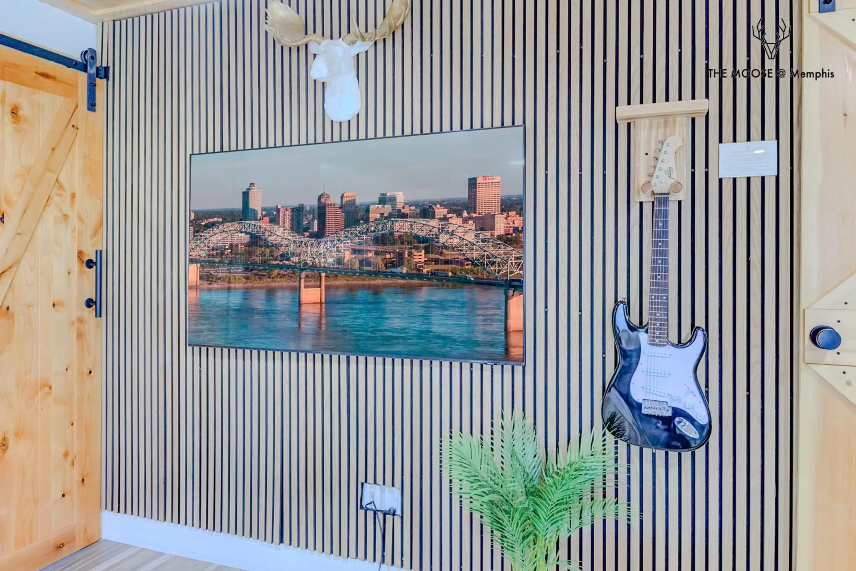 Decorative detail in The Moose at Memphis Downtown & Victorian Village