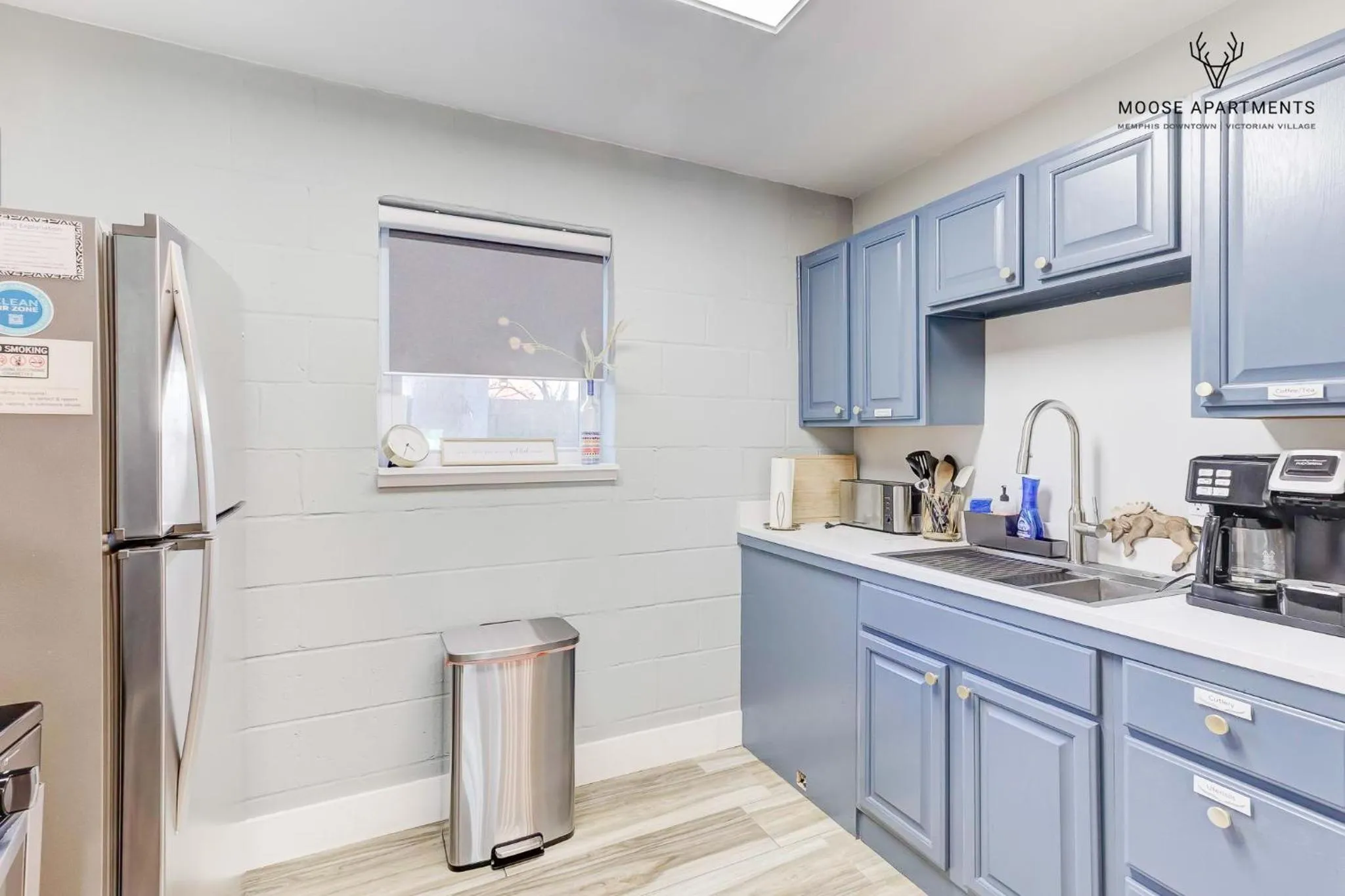 Coffee/tea facilities in The Moose at Memphis Downtown & Victorian Village