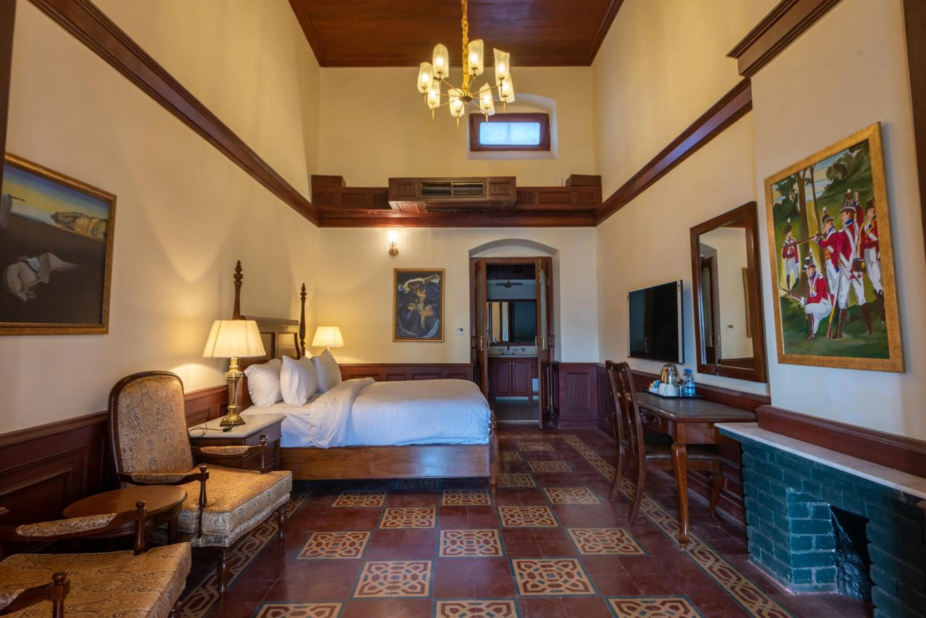 Photo of the whole room, Bed in Cecil by Pearl Continental