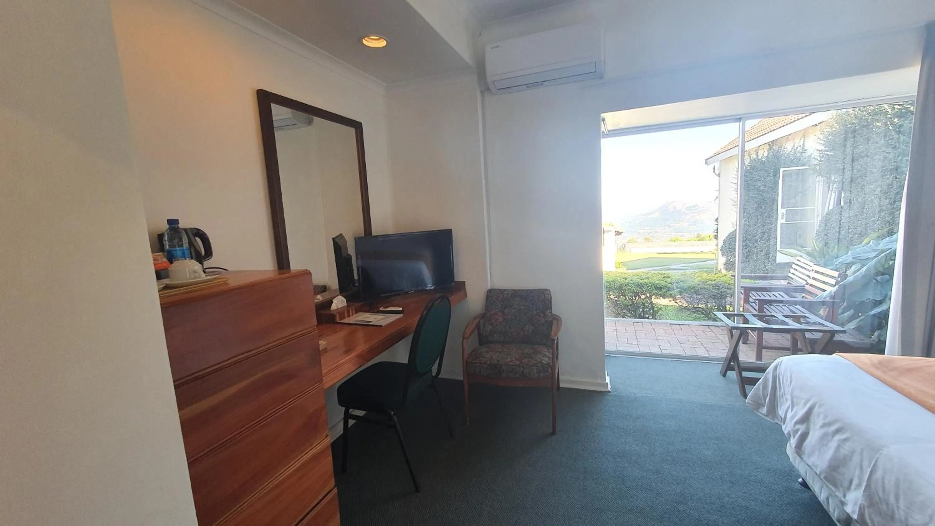 Bed in Mountain View International Hotel - Eswatini