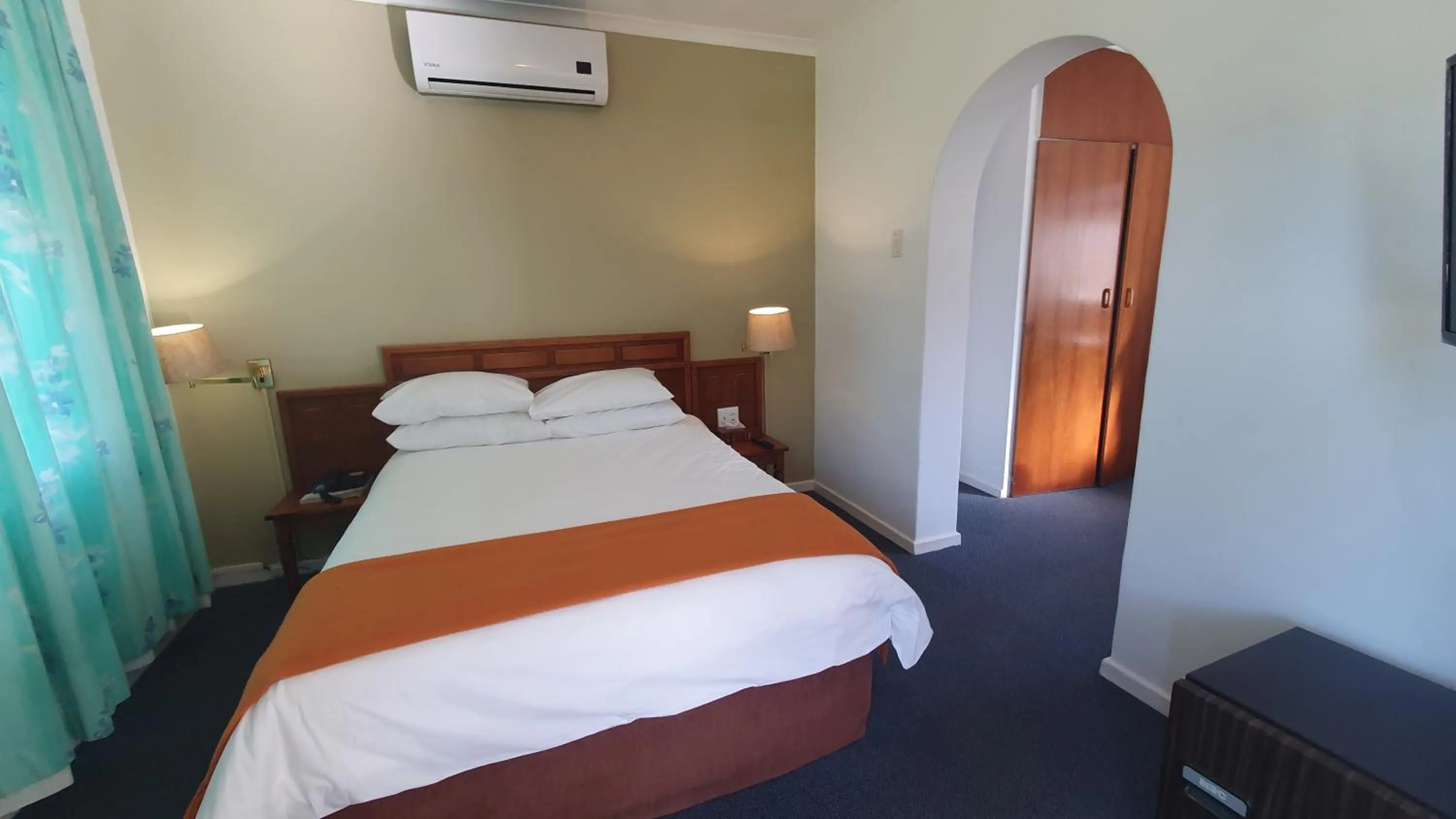 Bed in Mountain View International Hotel - Eswatini