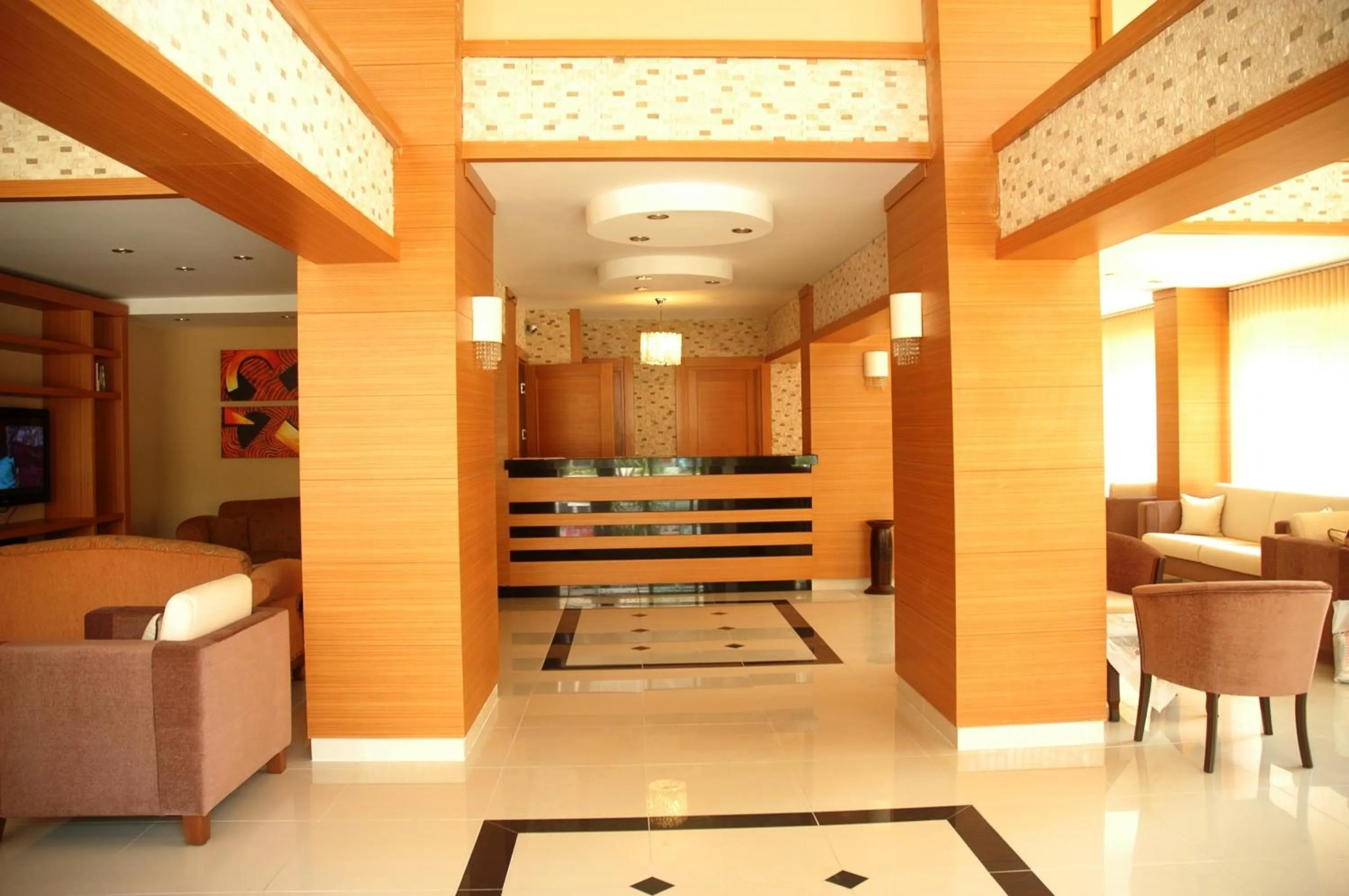 Lobby or reception in Suite Laguna Otel