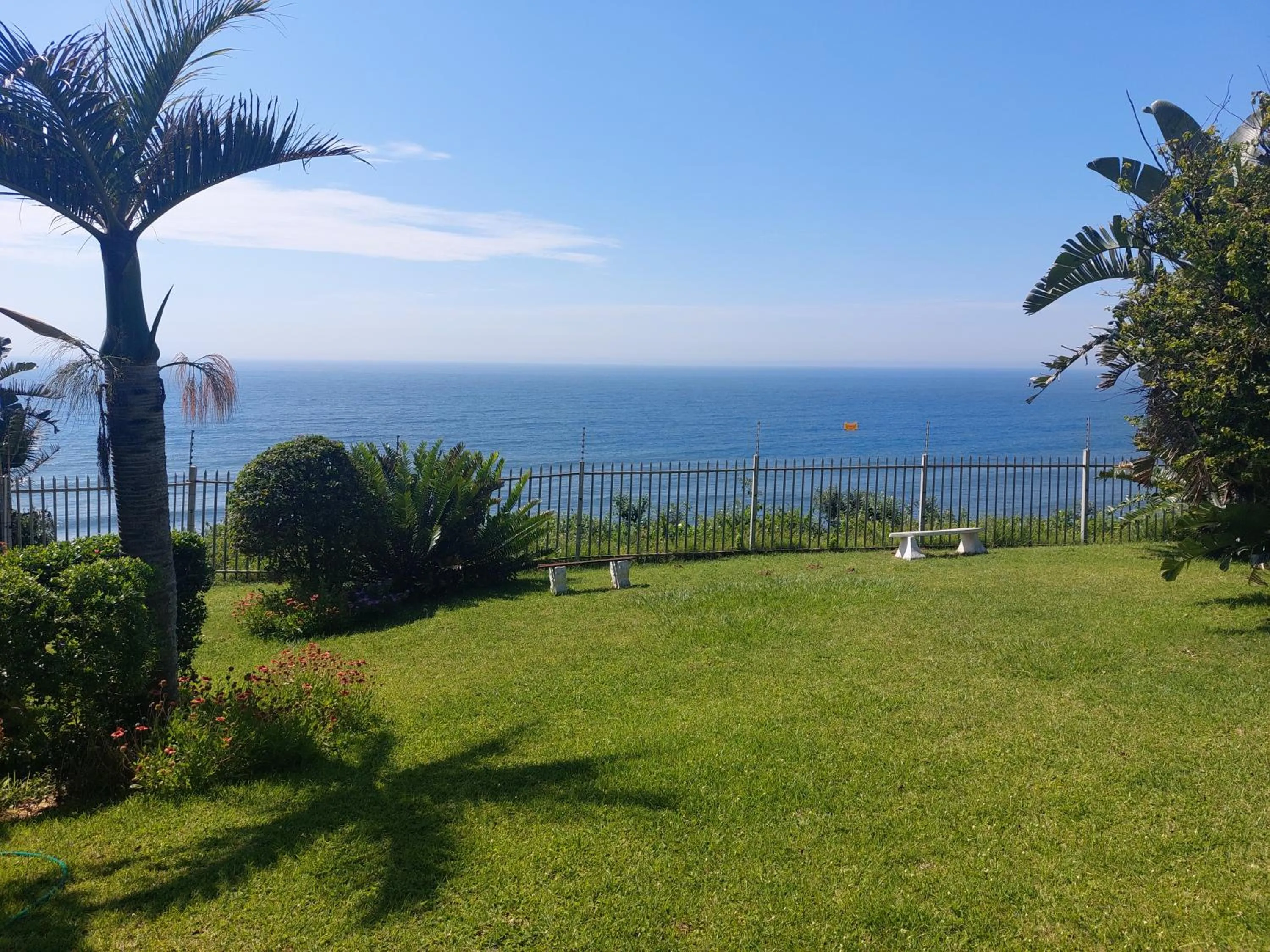 Garden in Dolphin Point B&B