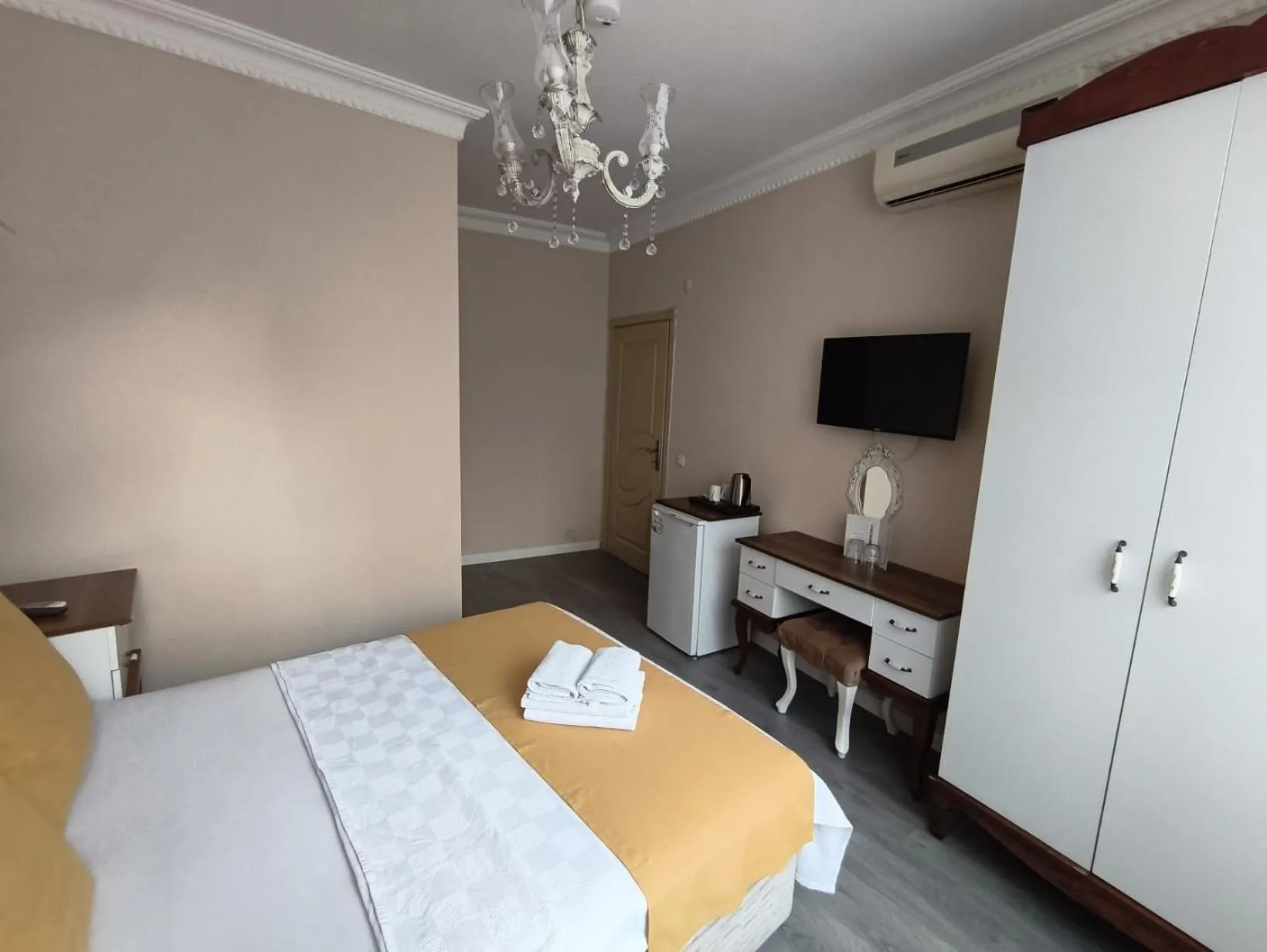 Bed in Ozmen Hotel Old Town Kaleiçi