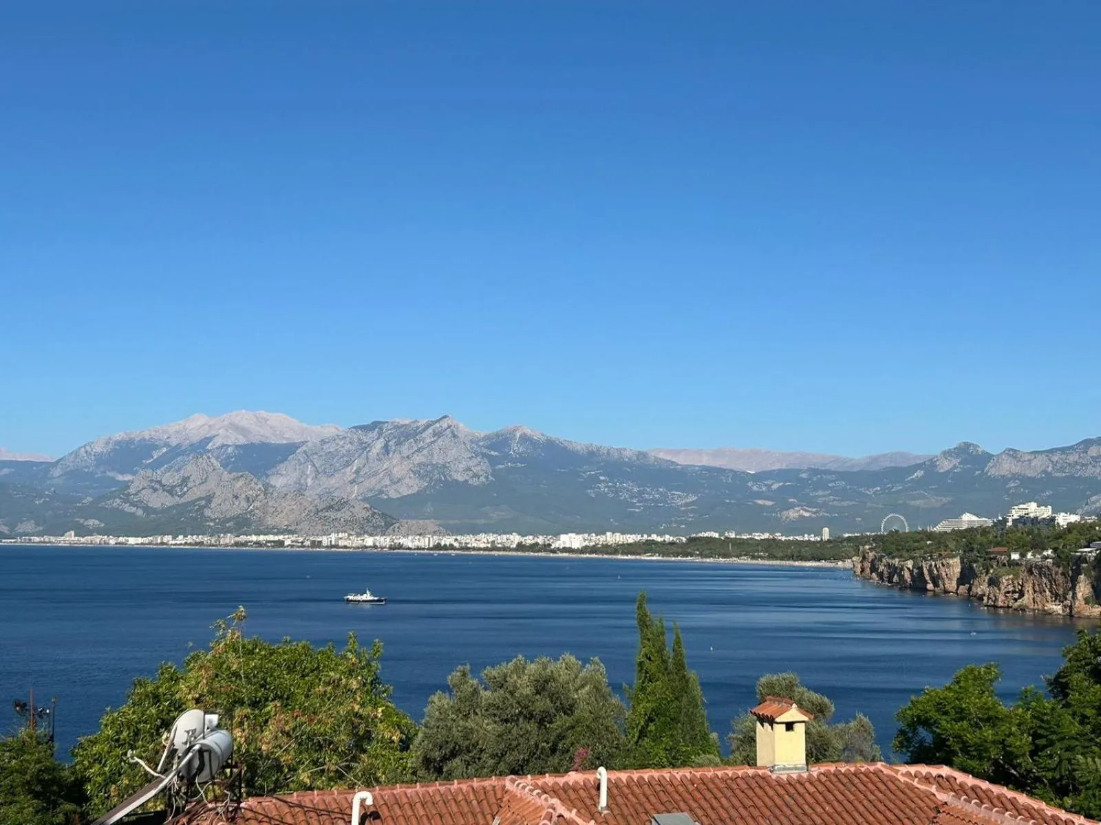 Property building in Ozmen Hotel Old Town Kaleiçi