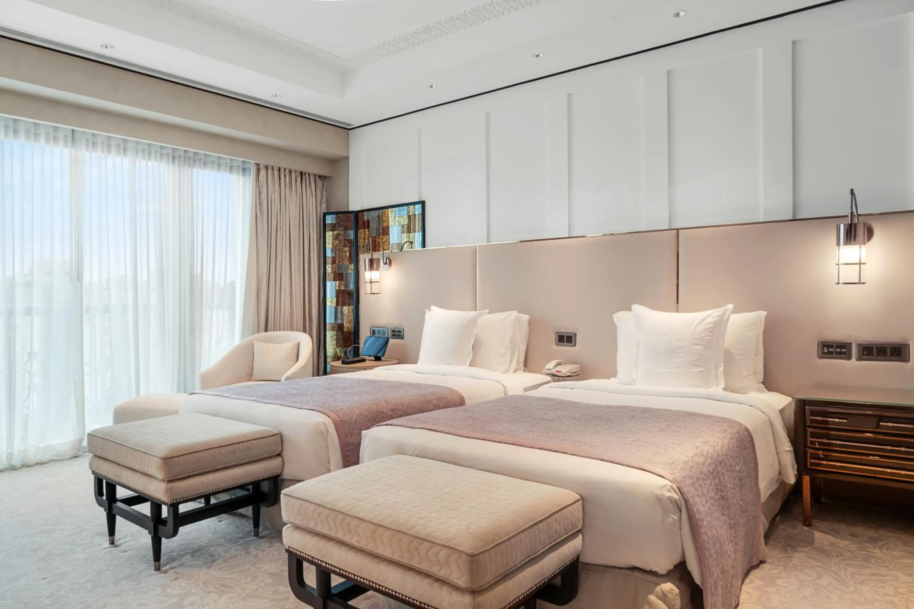 Bedroom, Bed in ITC Narmada, a Luxury Collection Hotel, Ahmedabad