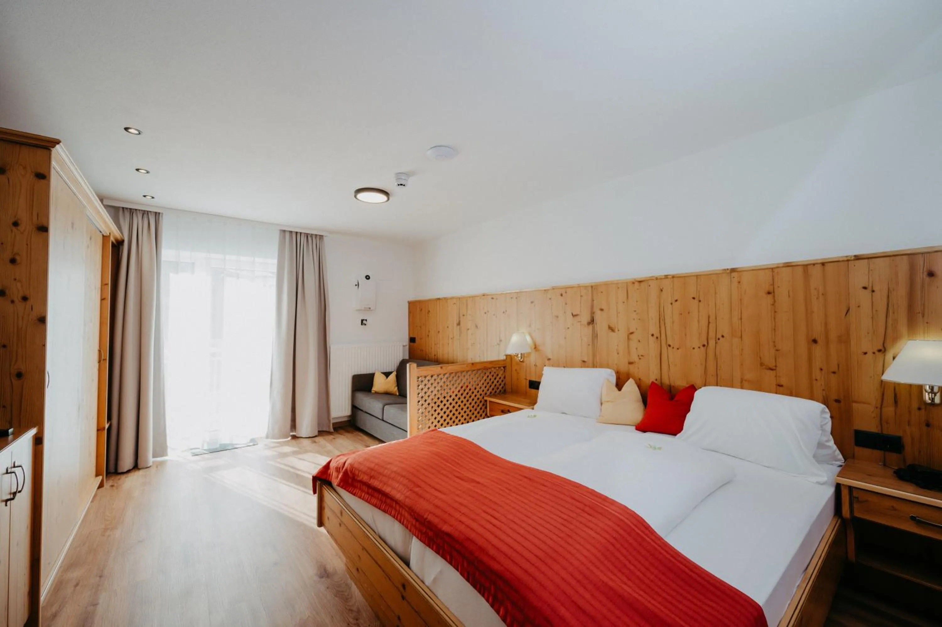 Photo of the whole room, Bed in Hotel Brückenwirt Superior